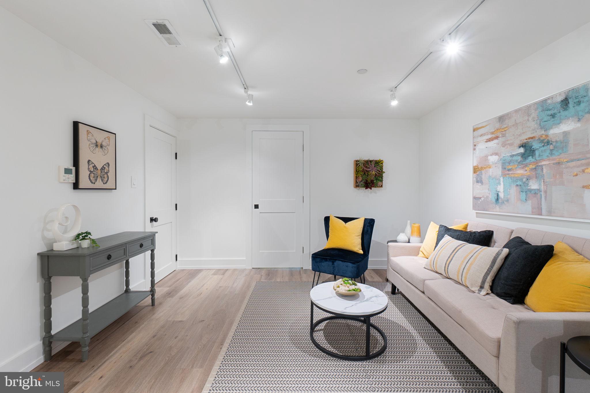 COLUMBIA HEIGHTS - Residential