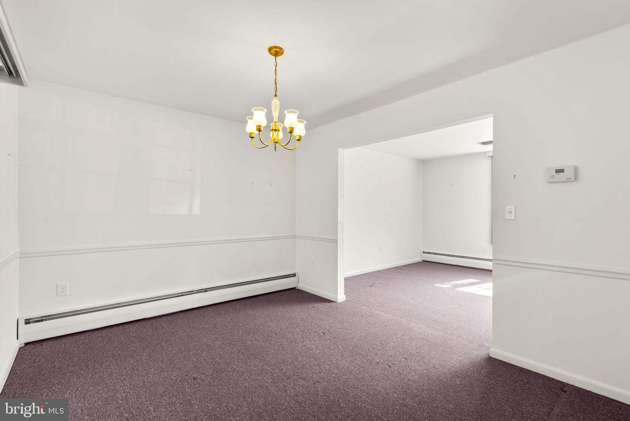 COLLEGE PARK WOODS - Residential