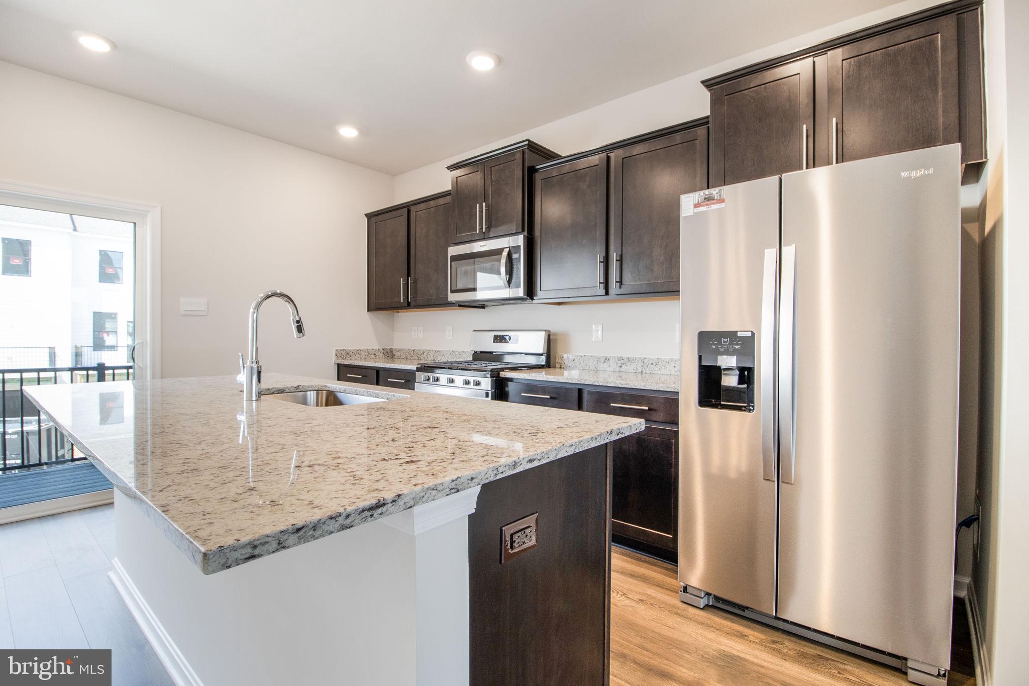 RENN QUARTER - Residential Lease