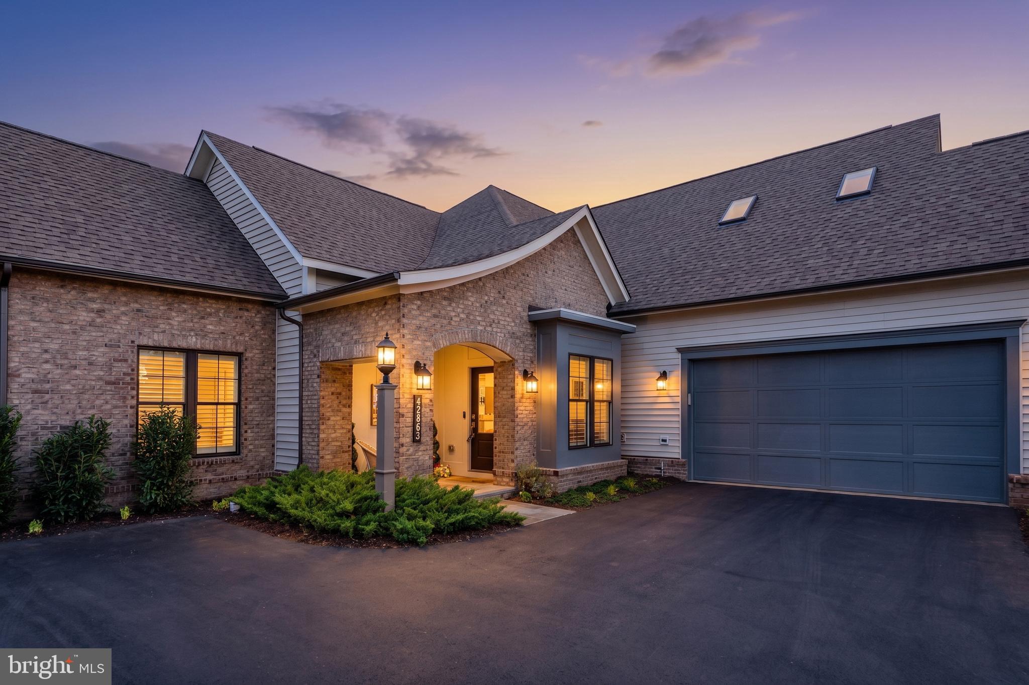 42863 BEAVER CROSSING SQUARE
