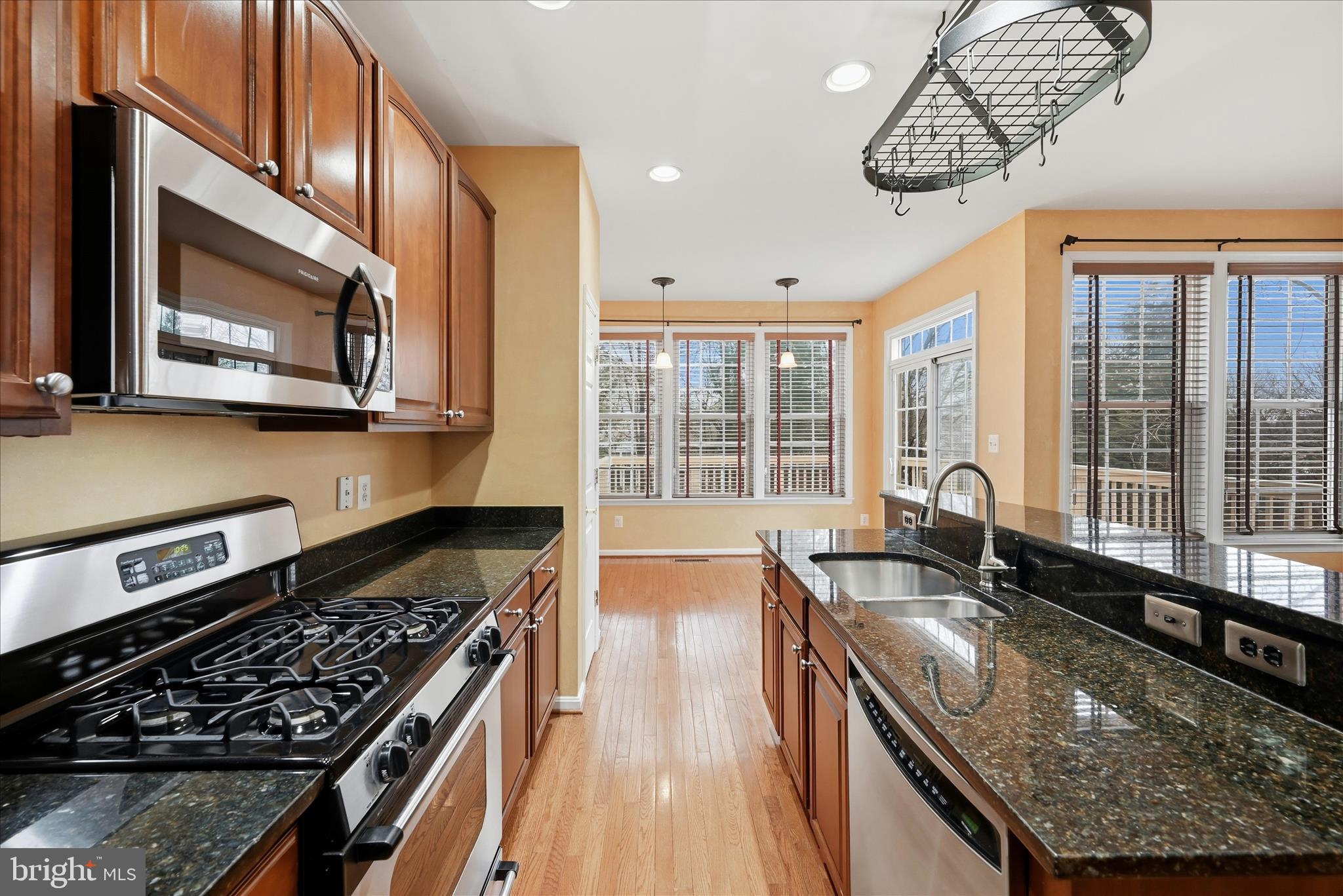 LORTON STATION SOUTH - Residential