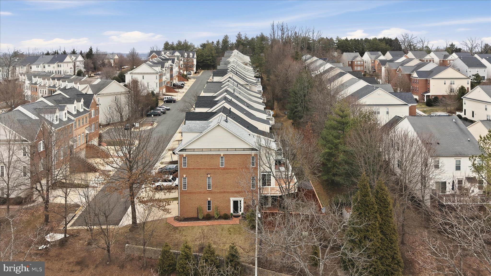 LORTON STATION SOUTH - Residential