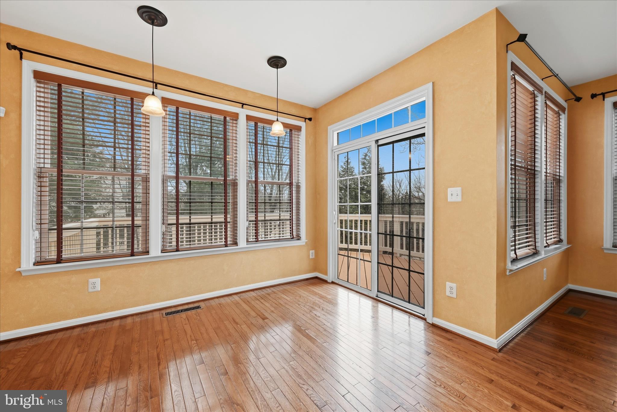 LORTON STATION SOUTH - Residential