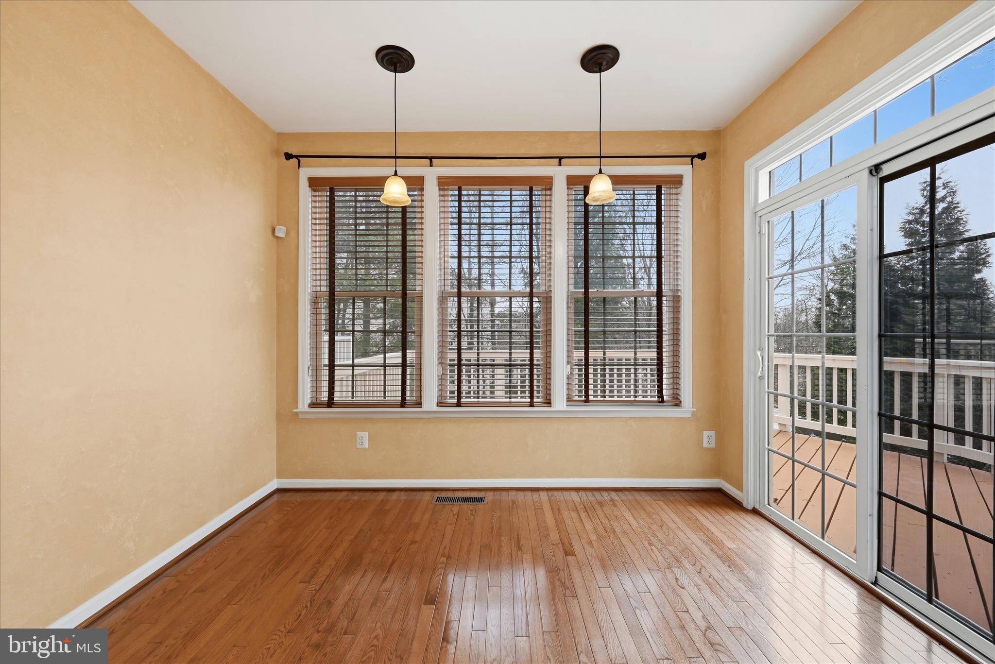 LORTON STATION SOUTH - Residential