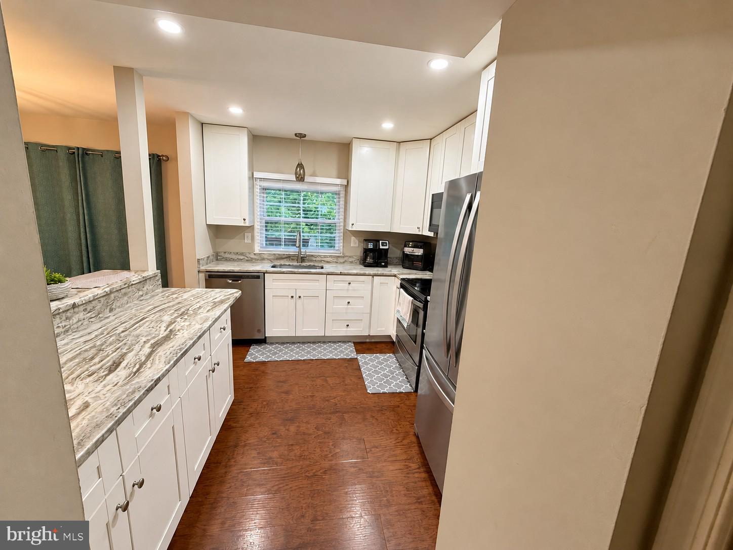 4636 GREBE PLACE