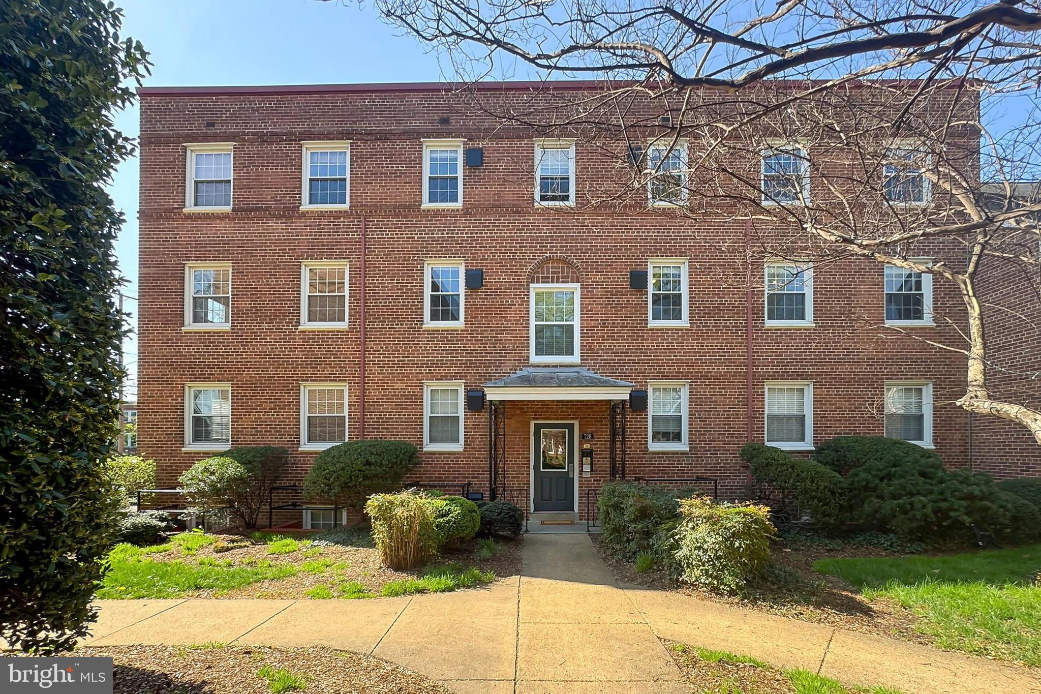 726 S FAYETTE STREET 21
