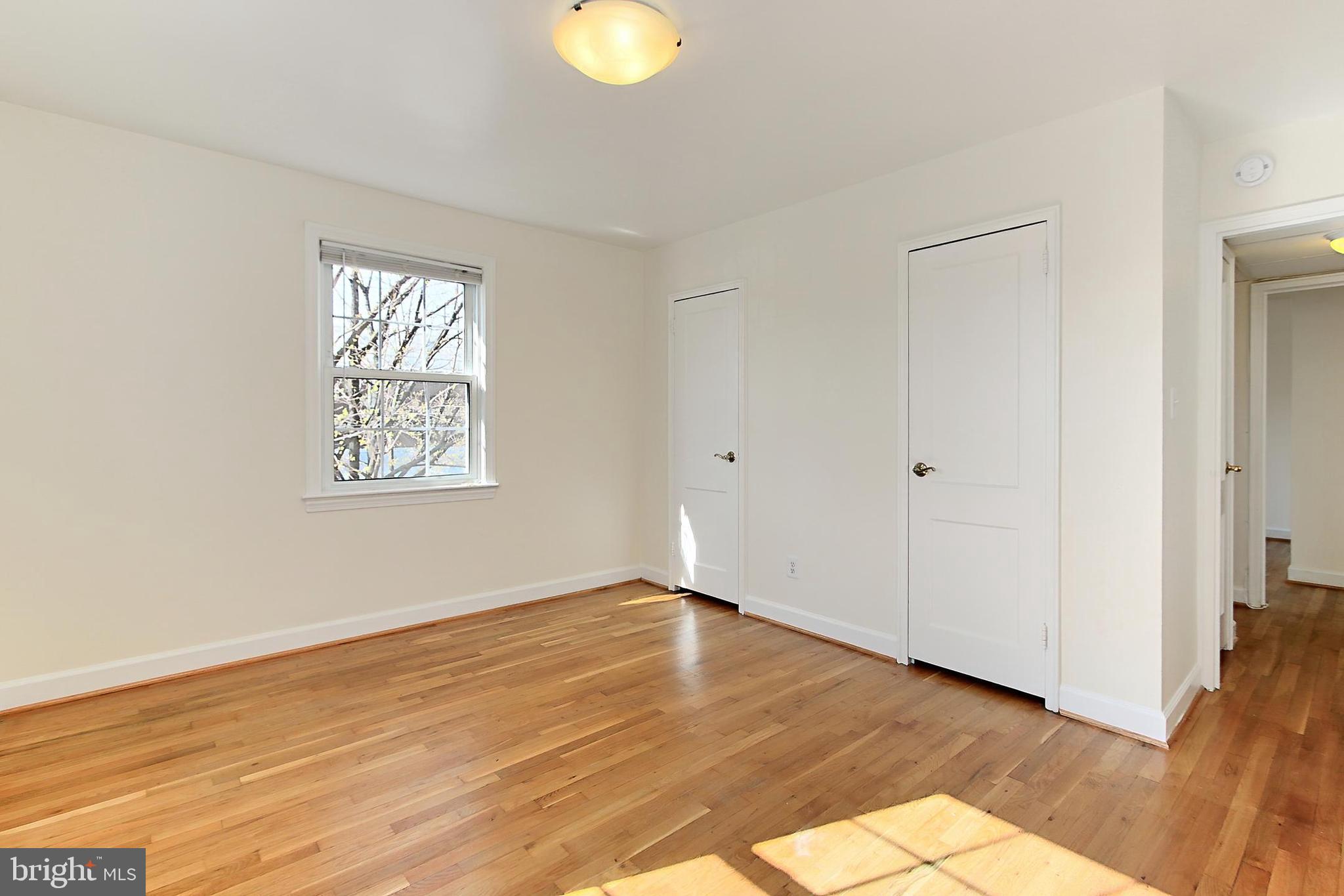 FAYETTE COURT - Residential