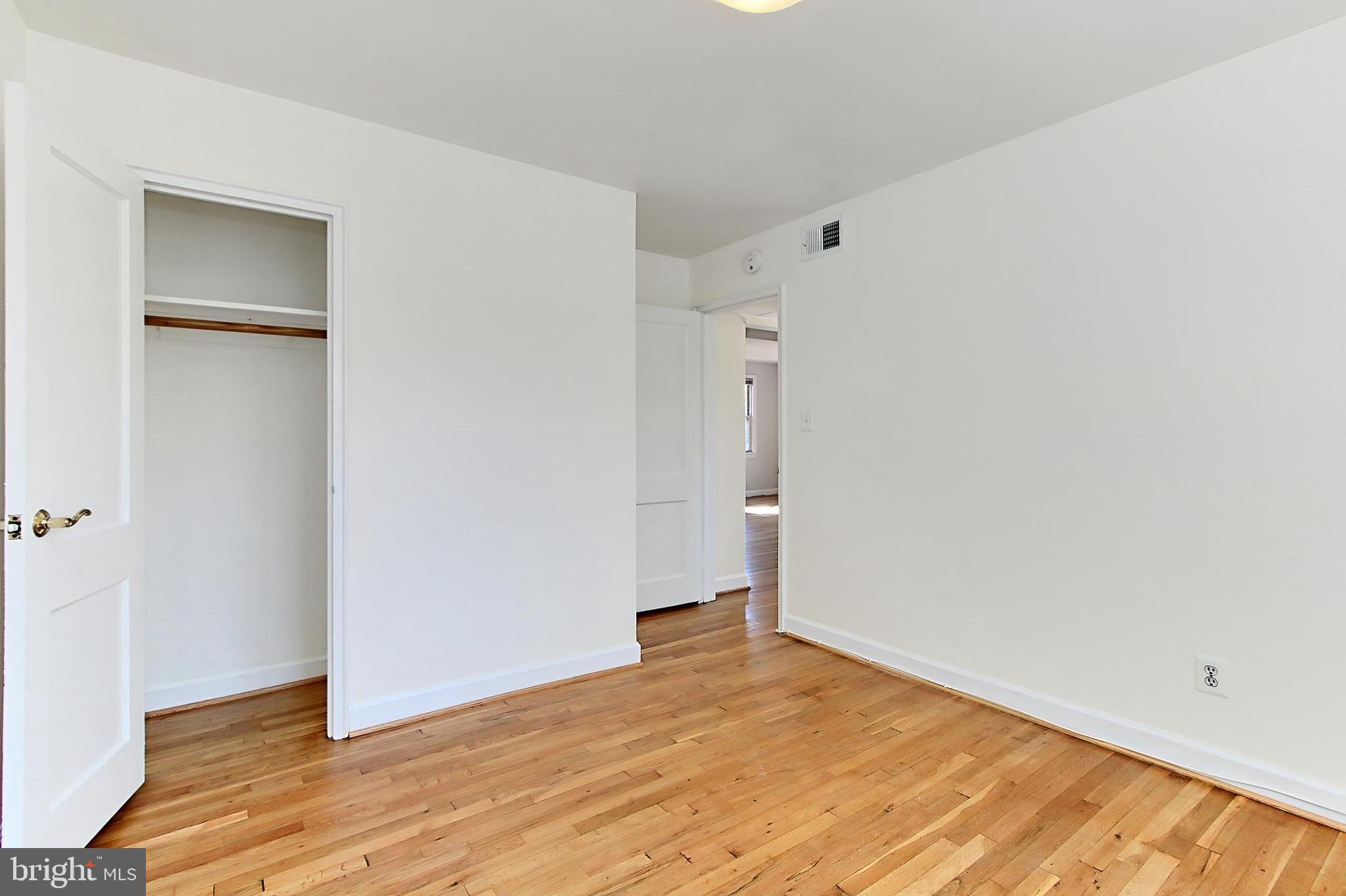 FAYETTE COURT - Residential