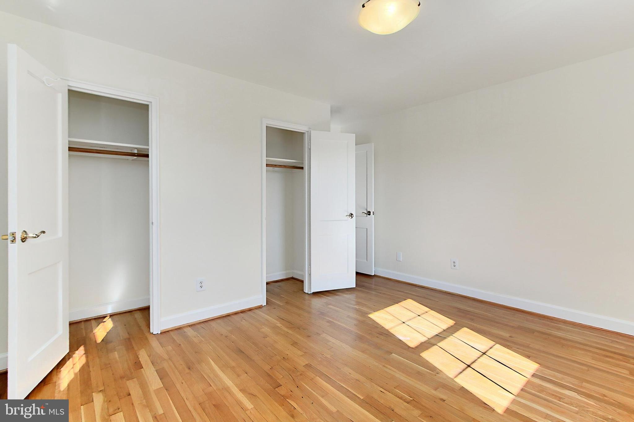 FAYETTE COURT - Residential