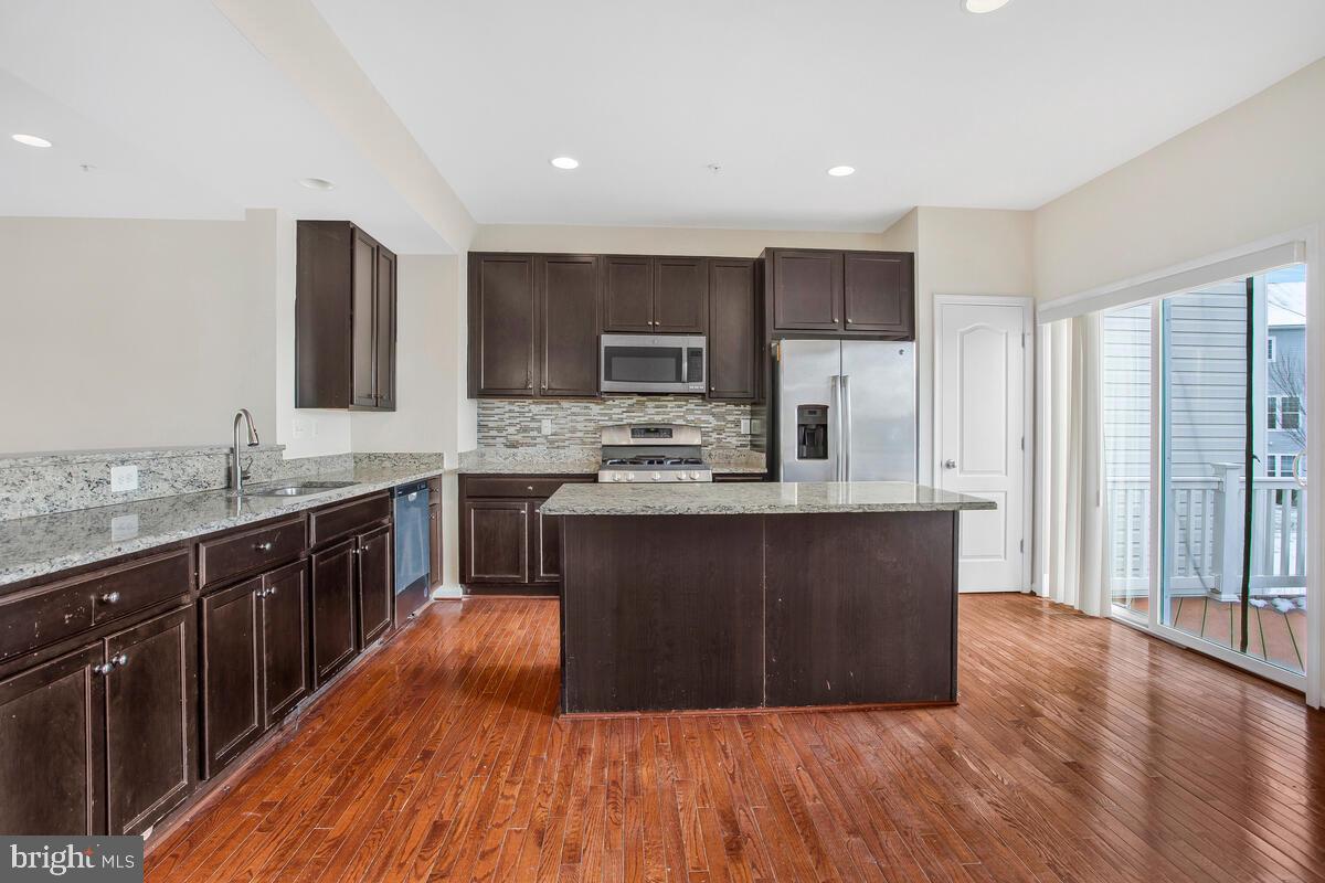 STONEBRIDGE - Residential