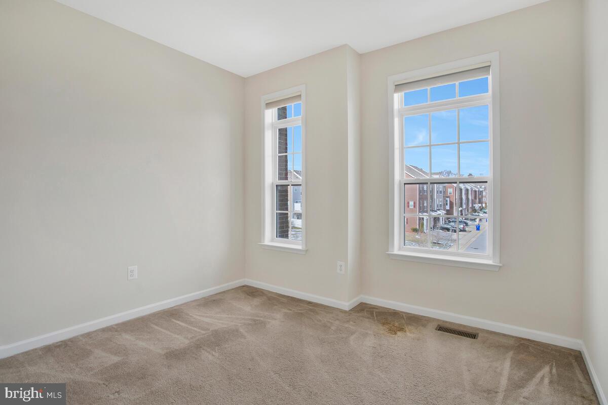 STONEBRIDGE - Residential