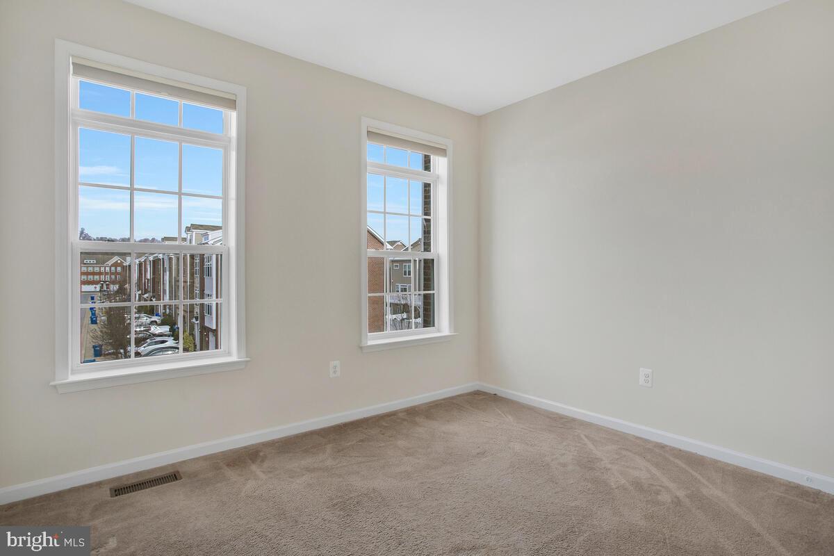 STONEBRIDGE - Residential