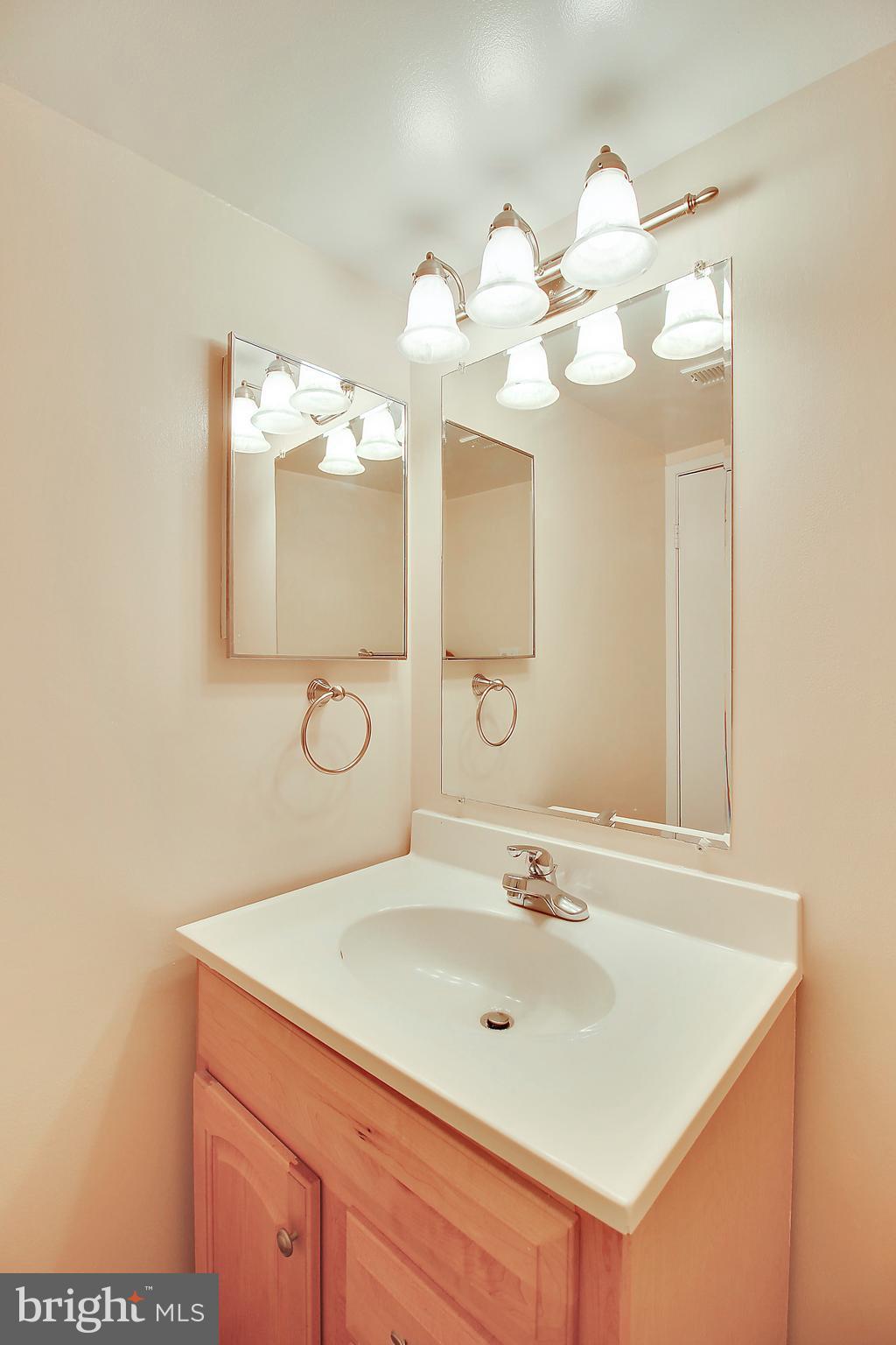 AMERICANA FINMARK - Residential