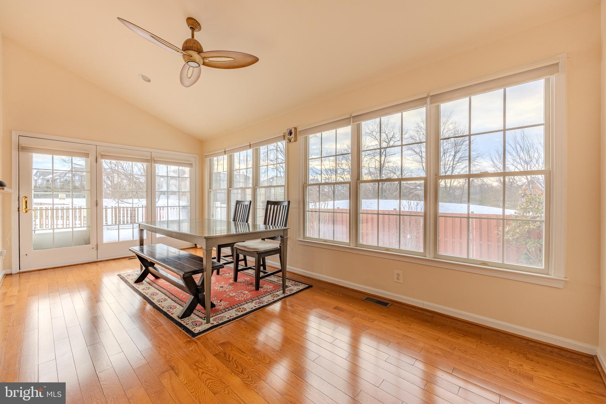 FARMWELL HUNT - Residential Lease