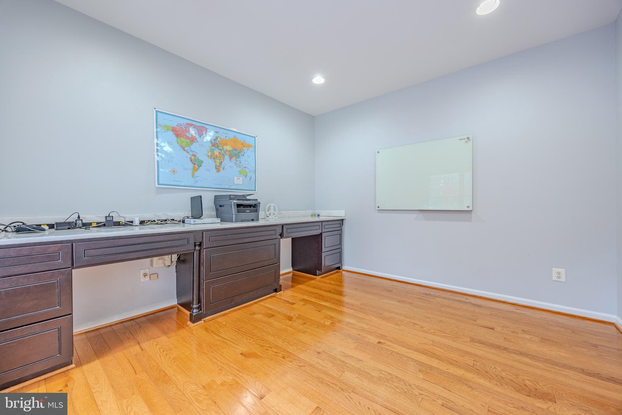 FARMWELL HUNT - Residential Lease