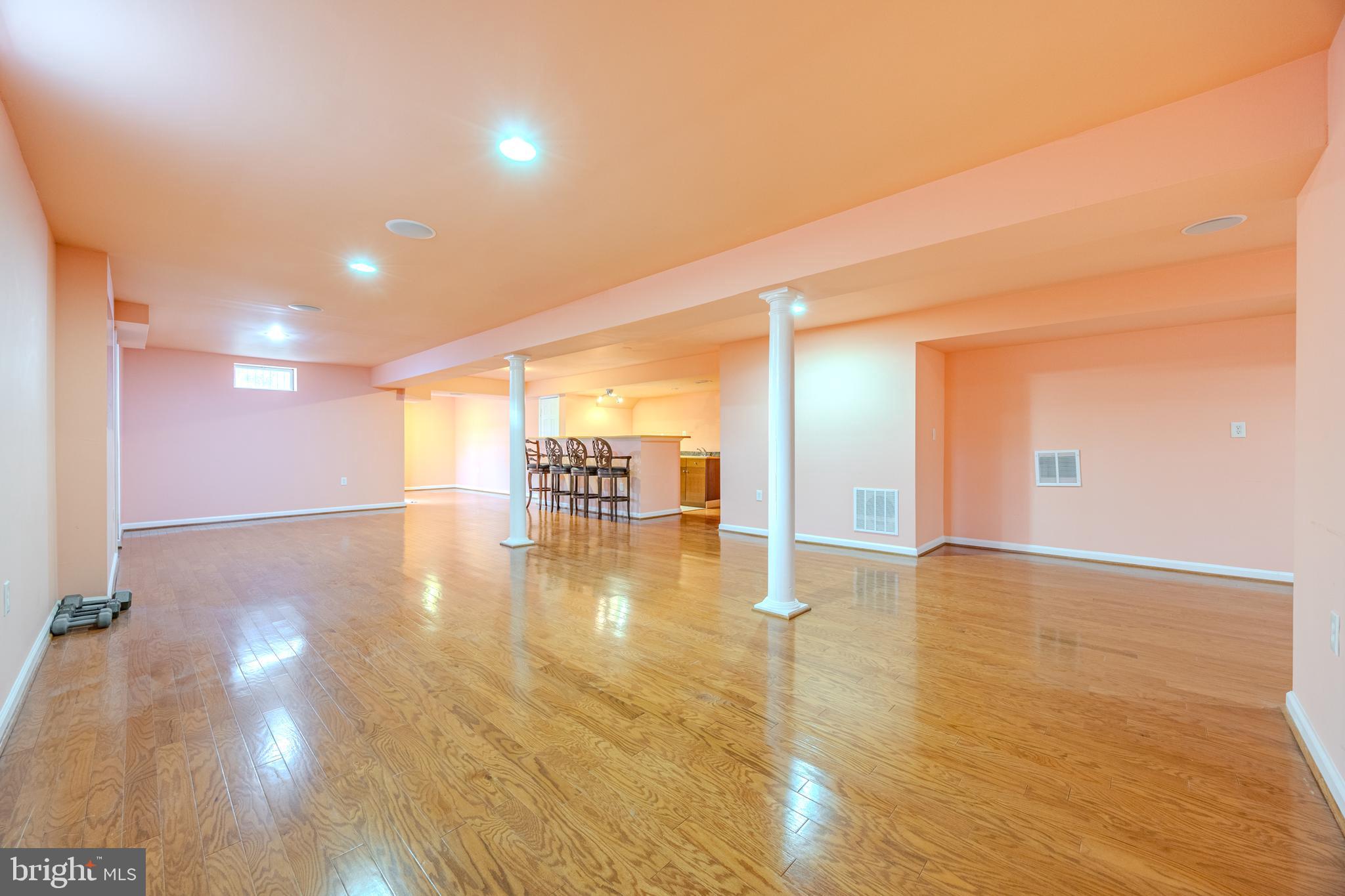 FARMWELL HUNT - Residential Lease