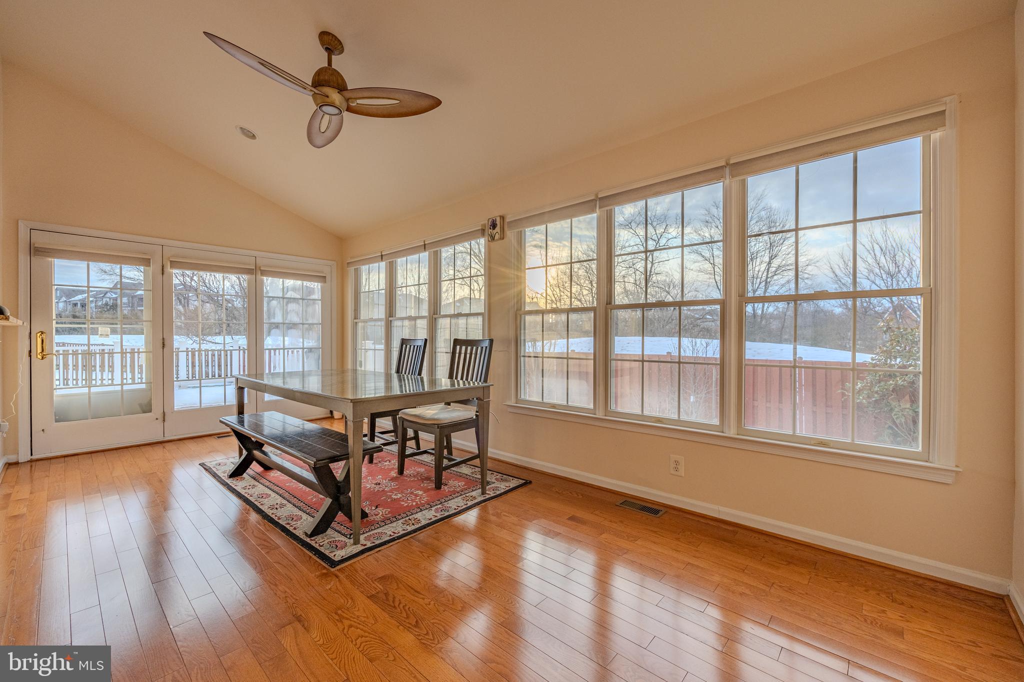 FARMWELL HUNT - Residential Lease