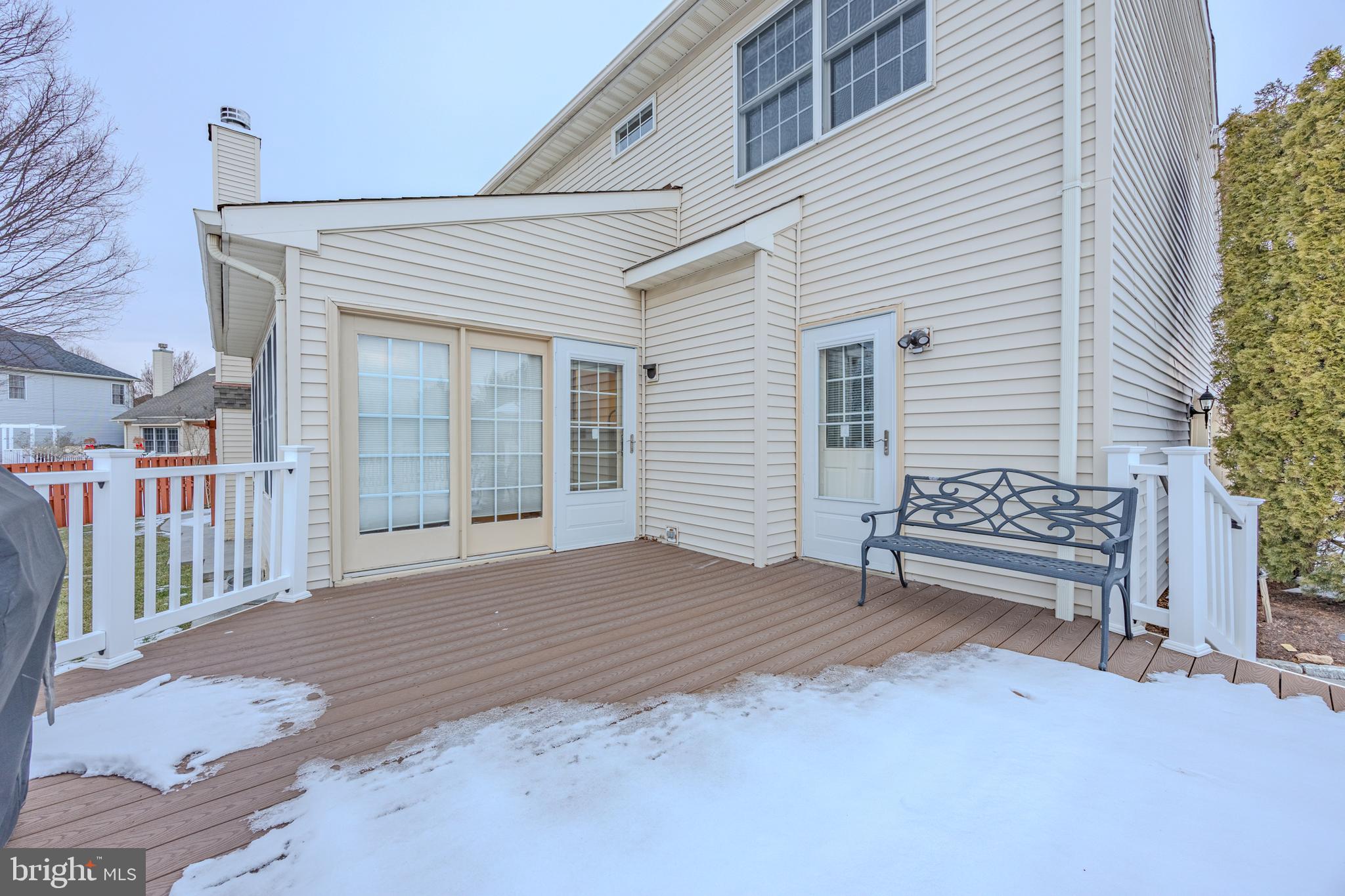 FARMWELL HUNT - Residential Lease