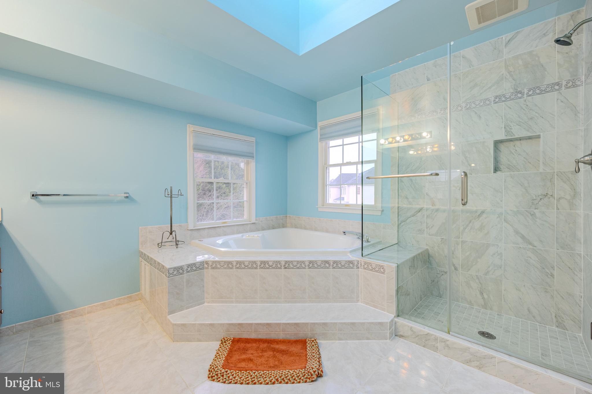 FARMWELL HUNT - Residential Lease