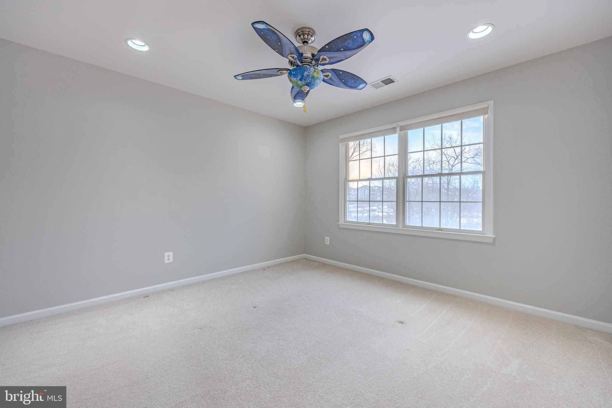 FARMWELL HUNT - Residential Lease