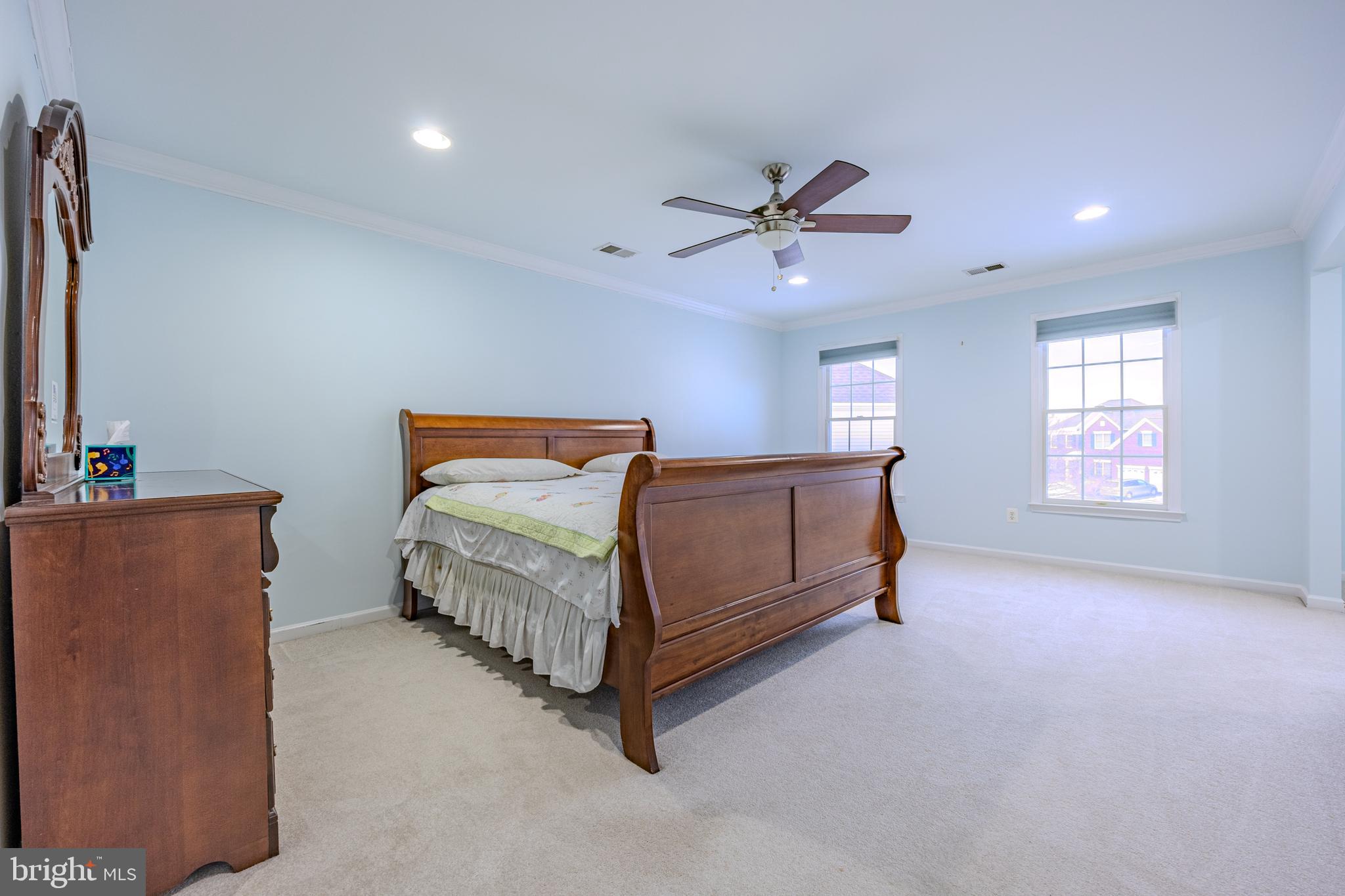 FARMWELL HUNT - Residential Lease