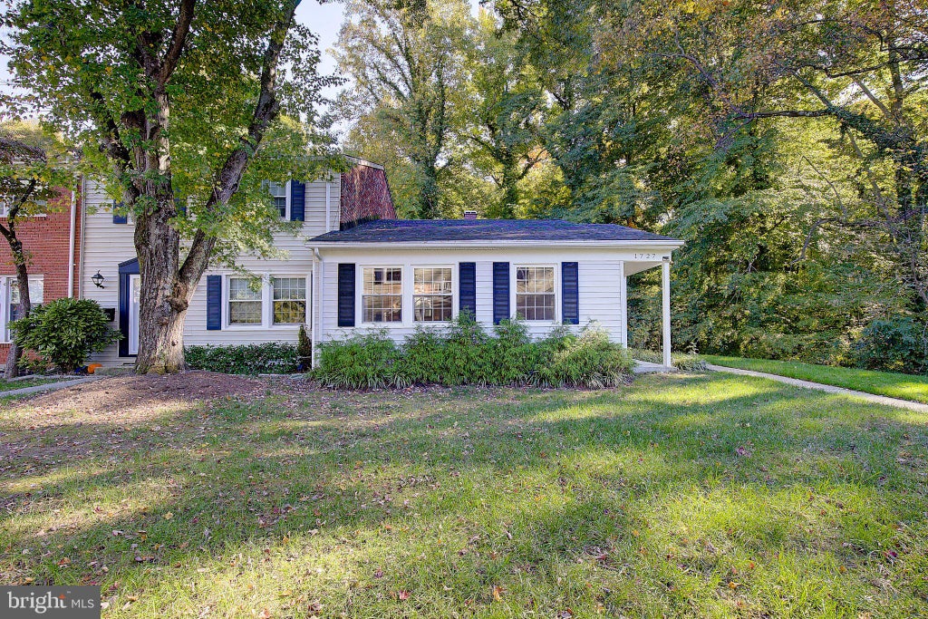 Photo of 1727 Fillmore Court, CROFTON, MD 21114 (MLS # MDAA2159498)