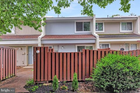 2440 SOUTHGATE SQUARE RESTON VA 20191