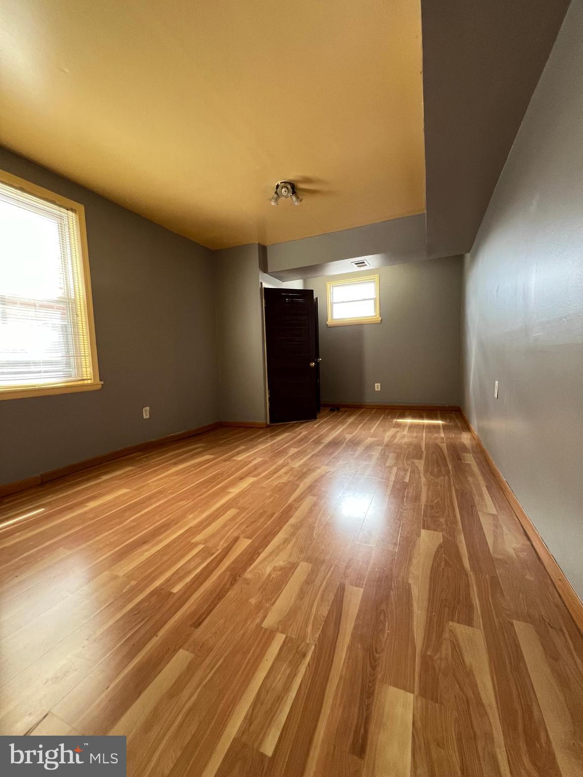 BELLA VISTA - Commercial Sale