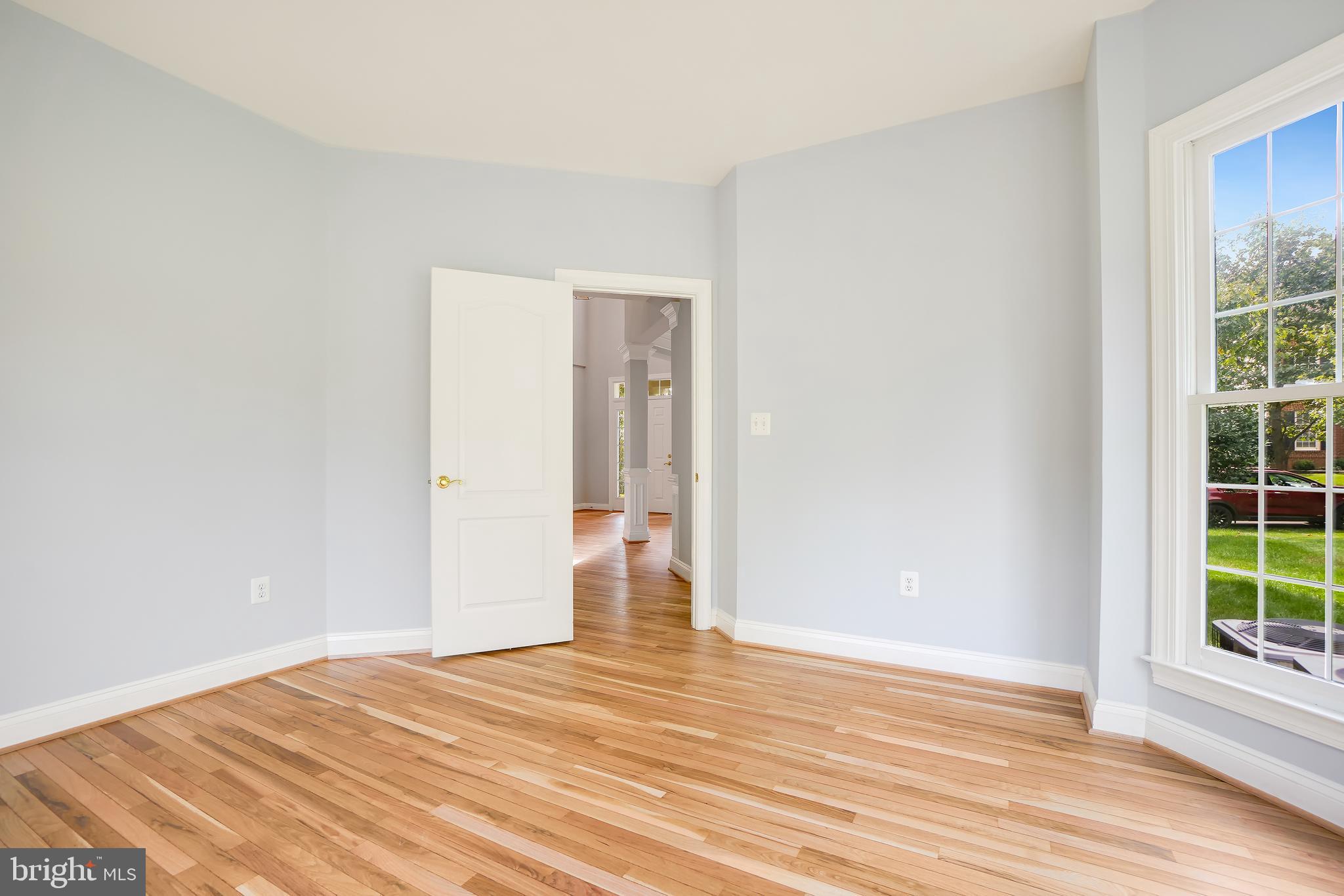 RIVER CREEK - Residential