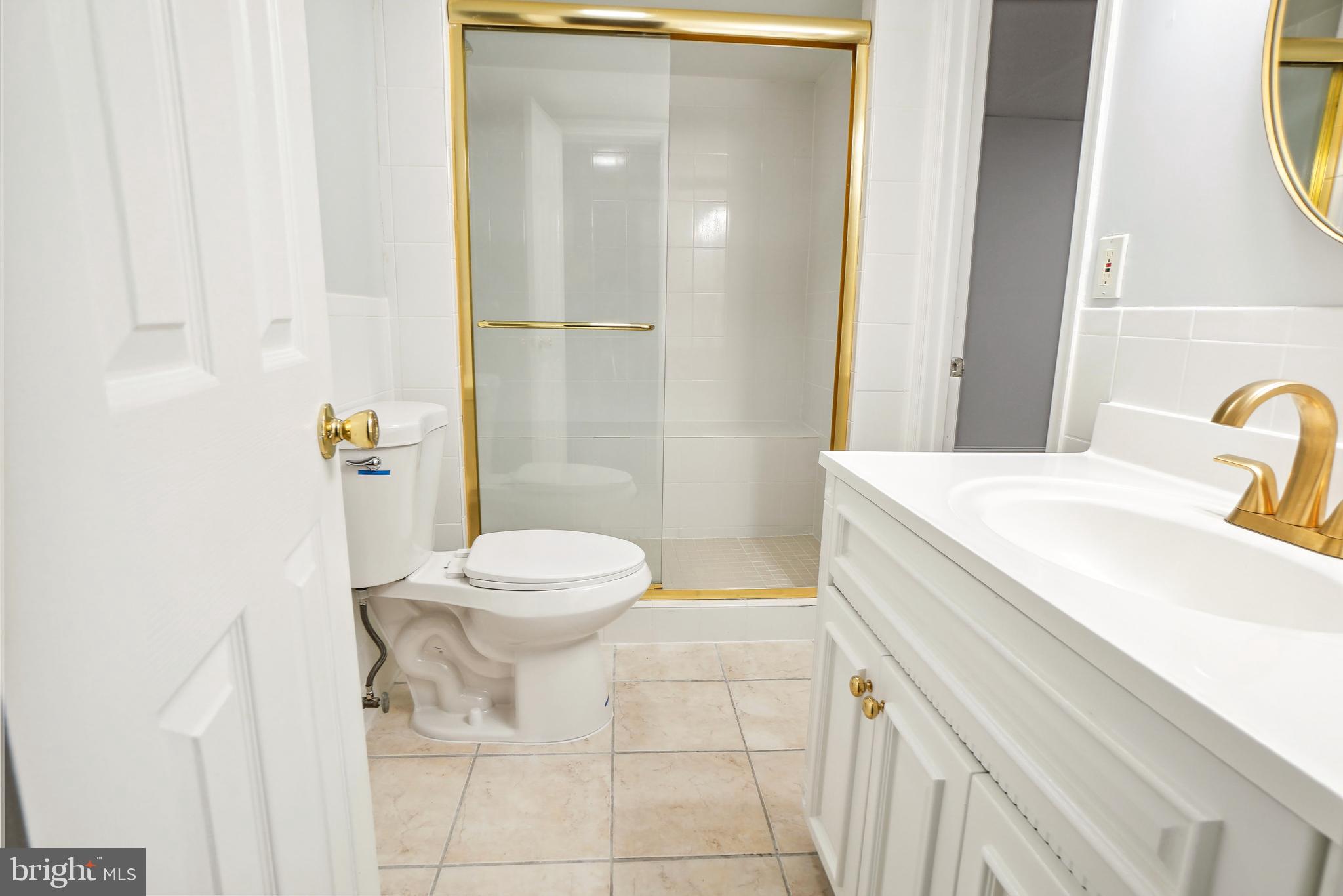 RIVER CREEK - Residential