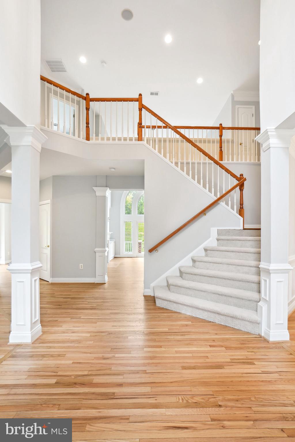 RIVER CREEK - Residential