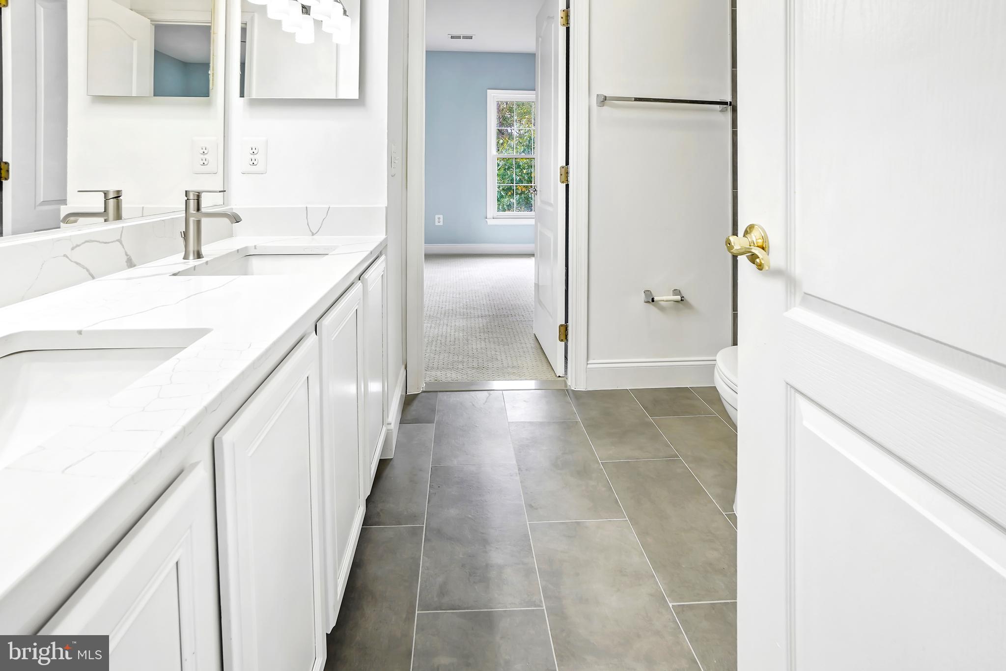 RIVER CREEK - Residential