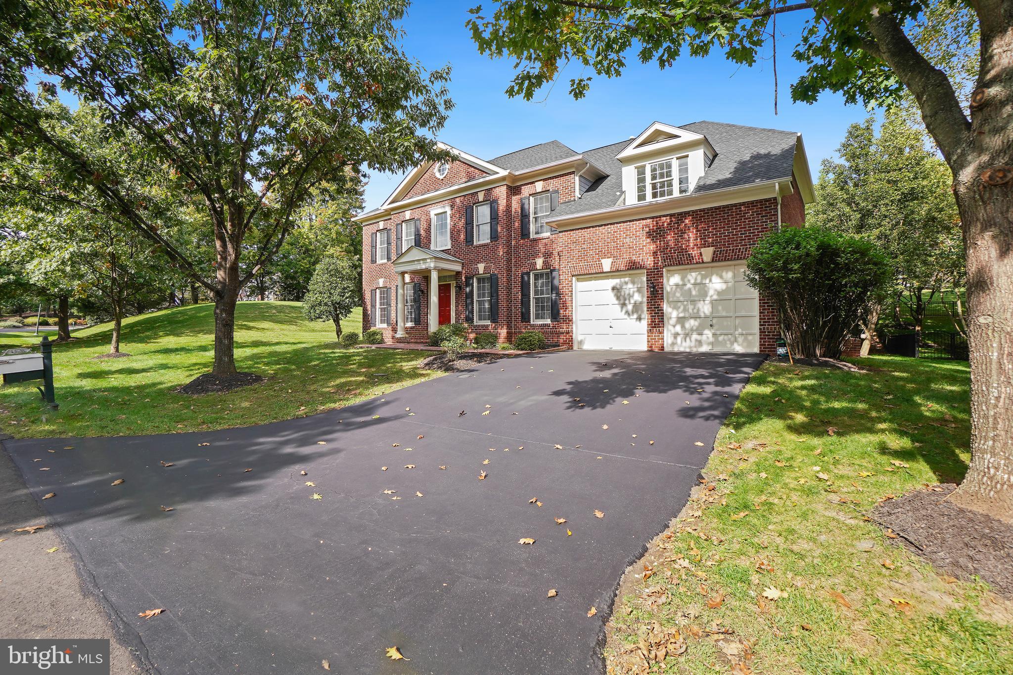 RIVER CREEK - Residential