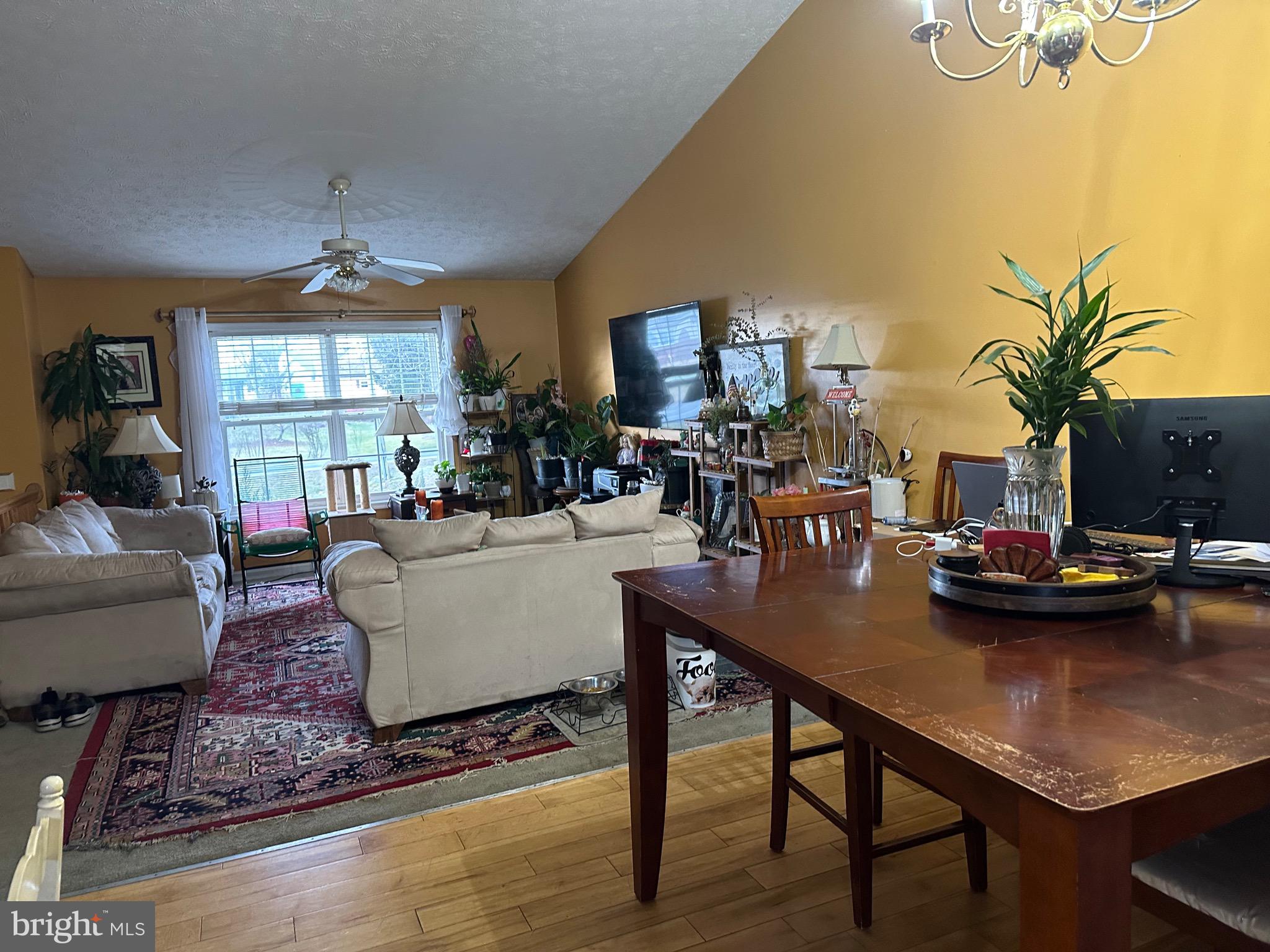 WEA-VILLA - Residential