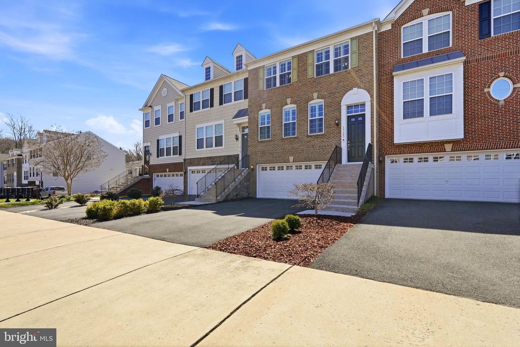 Photo of 1723 Granville Court, WOODBRIDGE, VA 22191 (MLS # VAPW2116794)