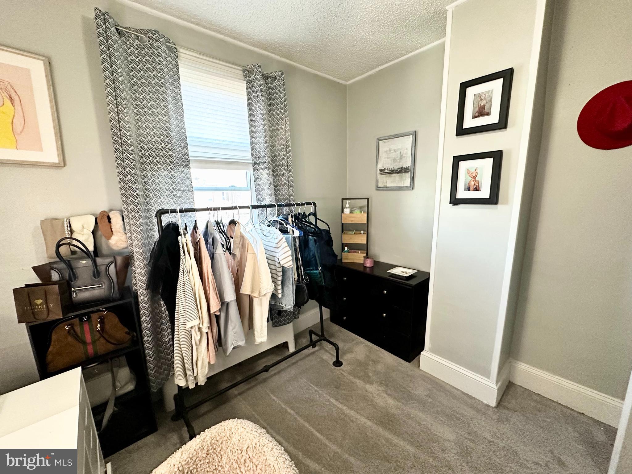 BRIDESBURG - Residential