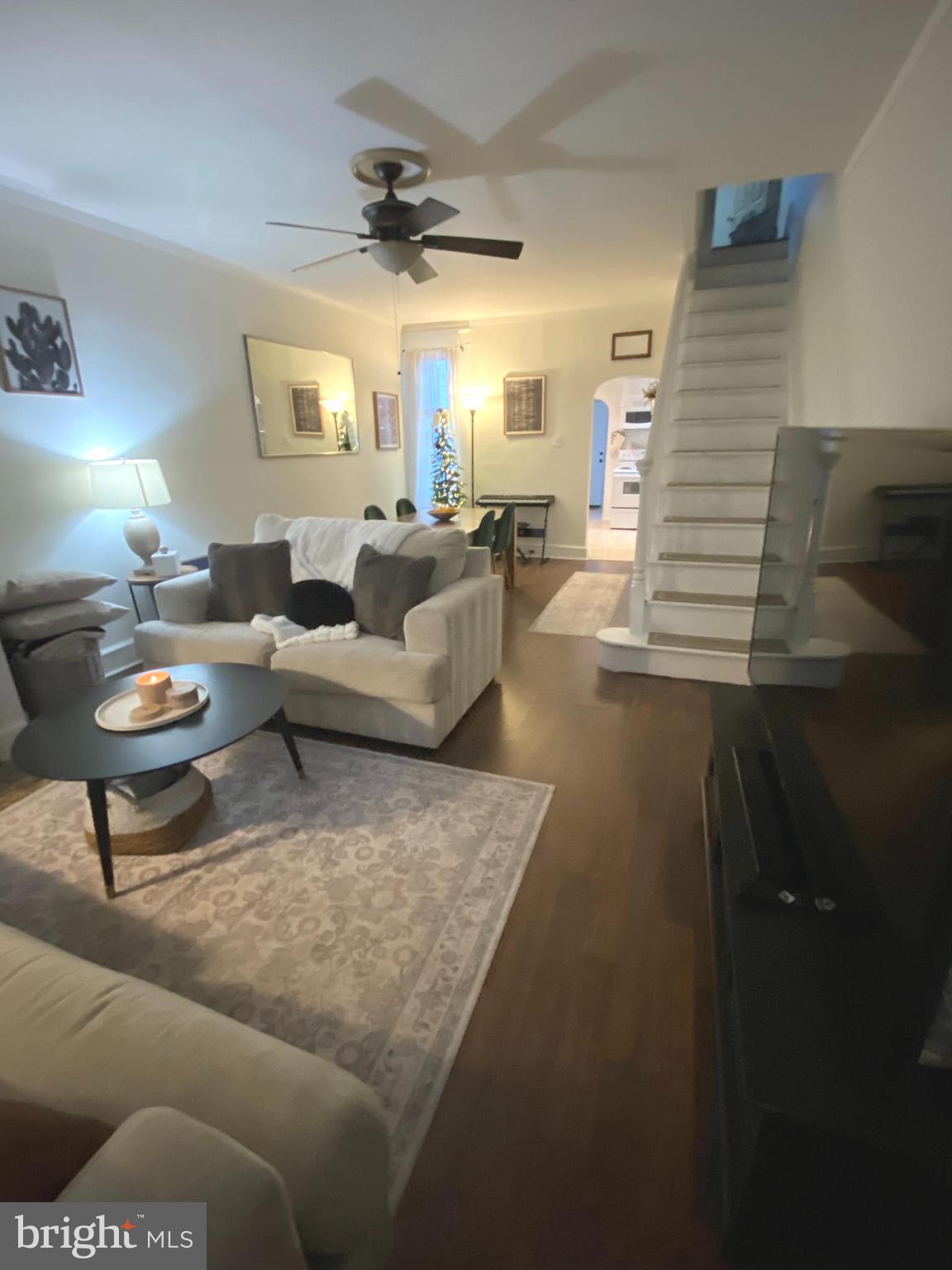 BRIDESBURG - Residential