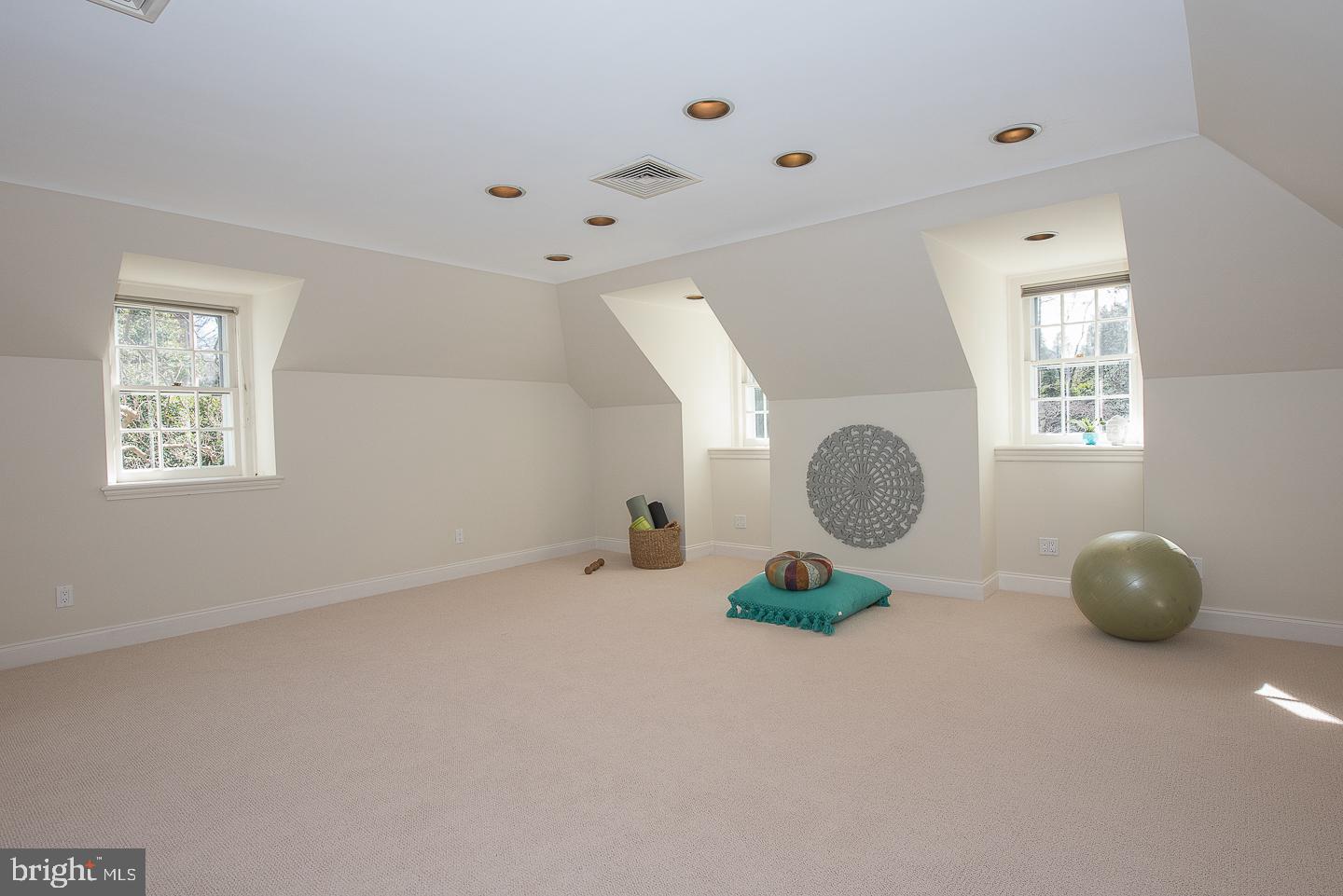 CHESWOLD ESTATES - Residential