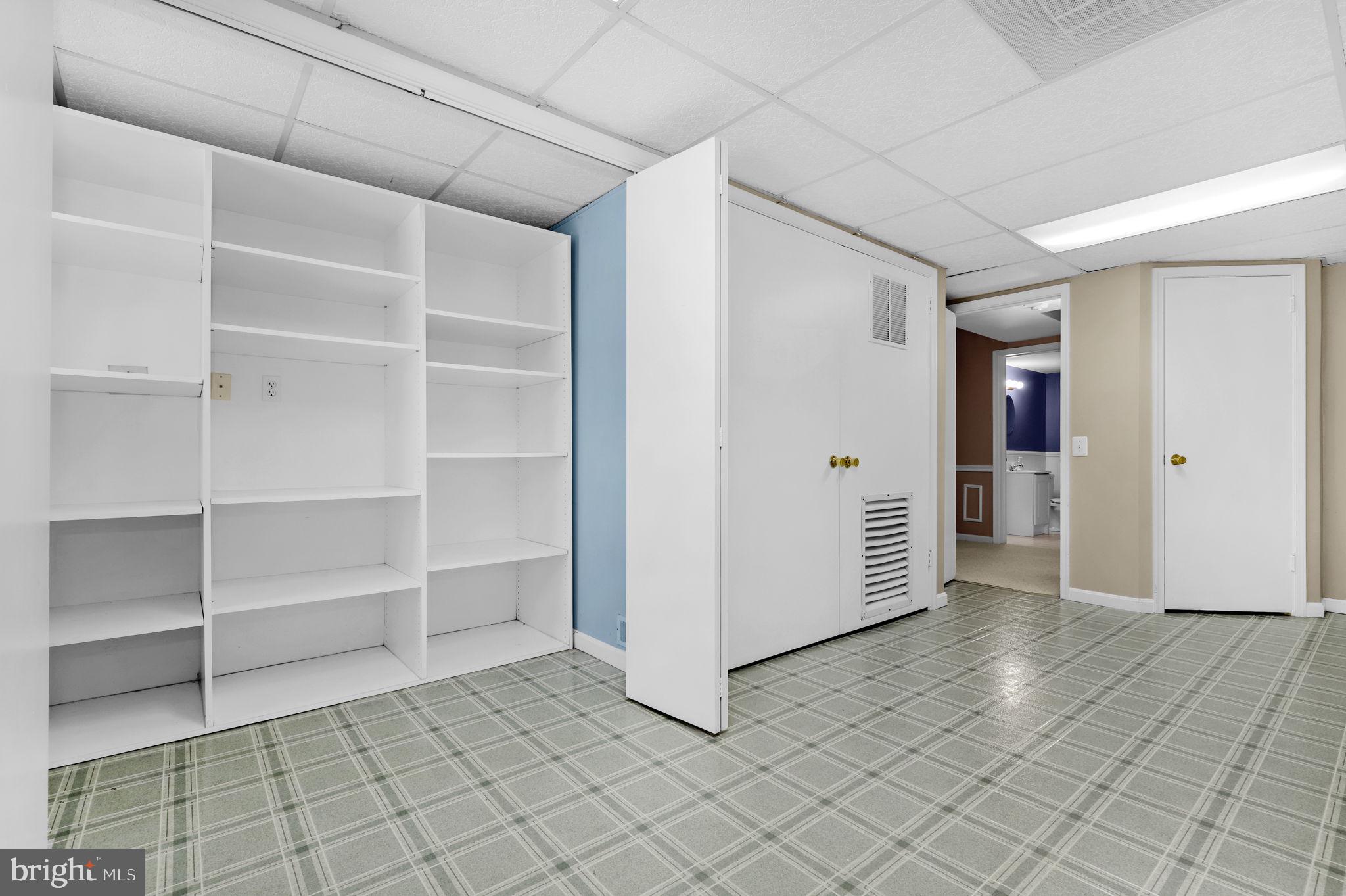 COUNTRYSIDE - Residential