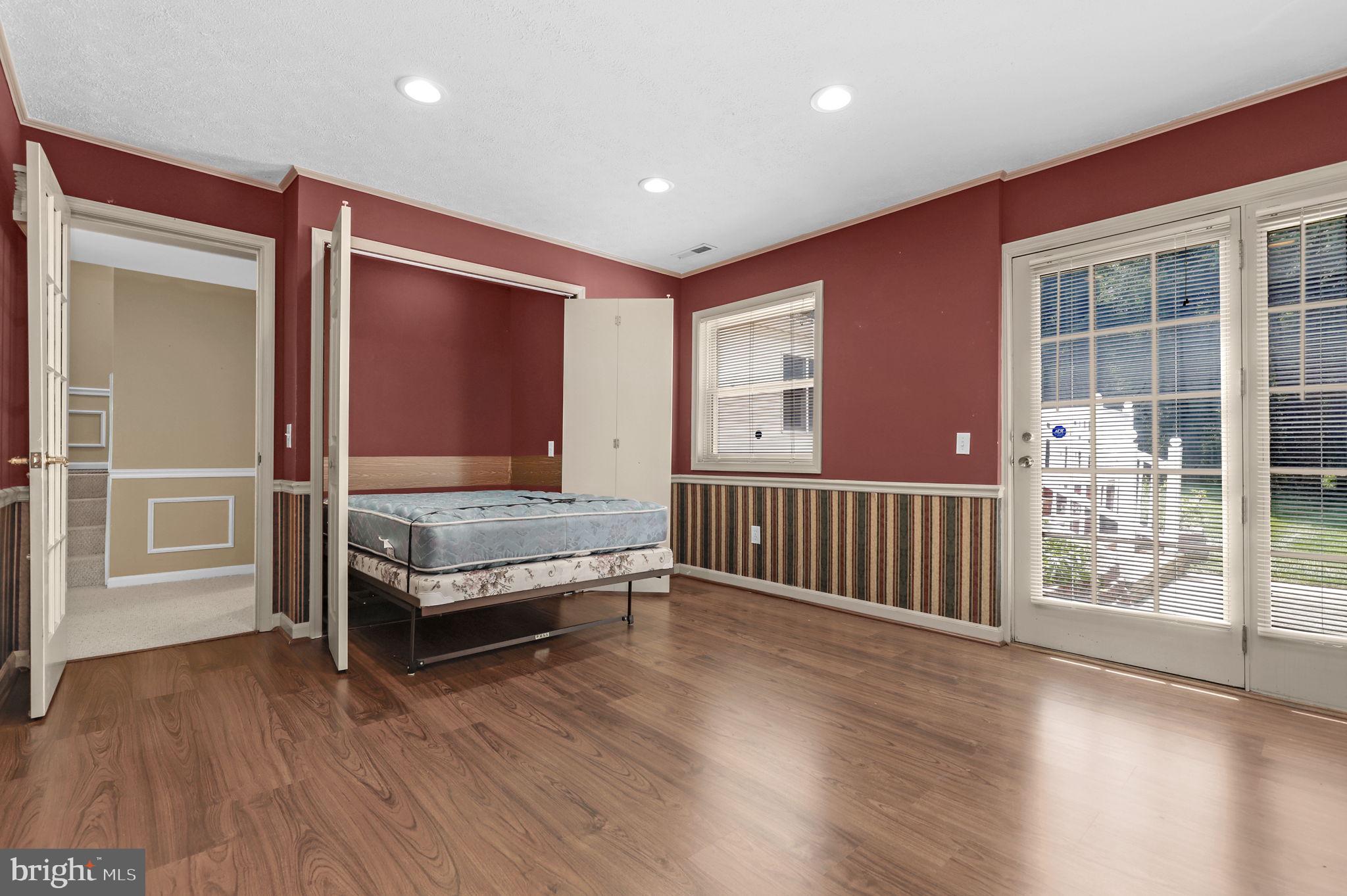 COUNTRYSIDE - Residential