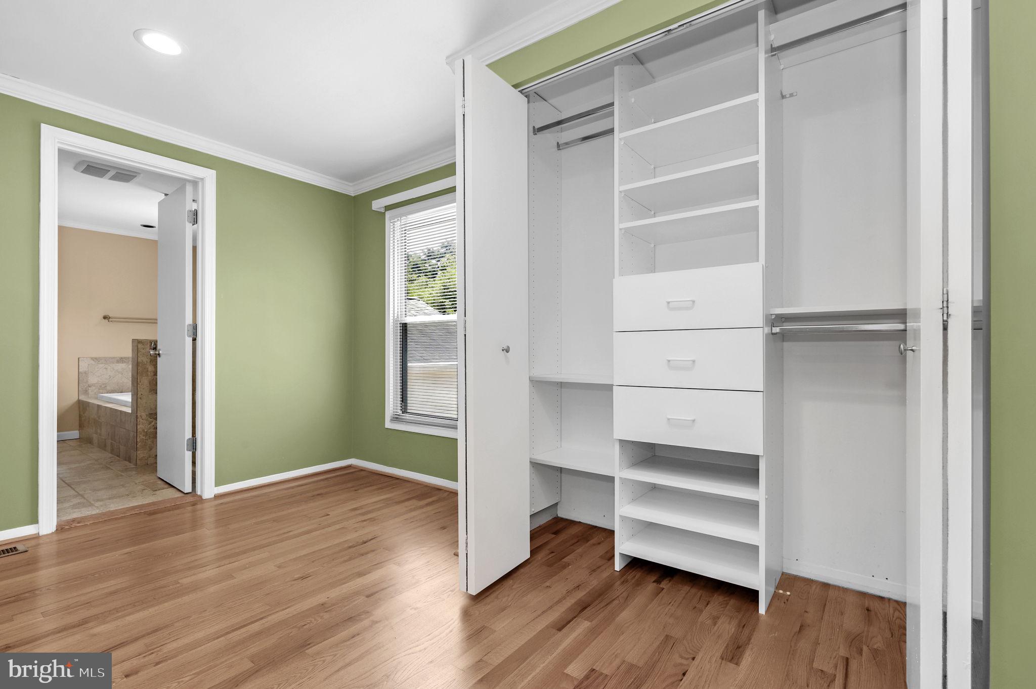 COUNTRYSIDE - Residential