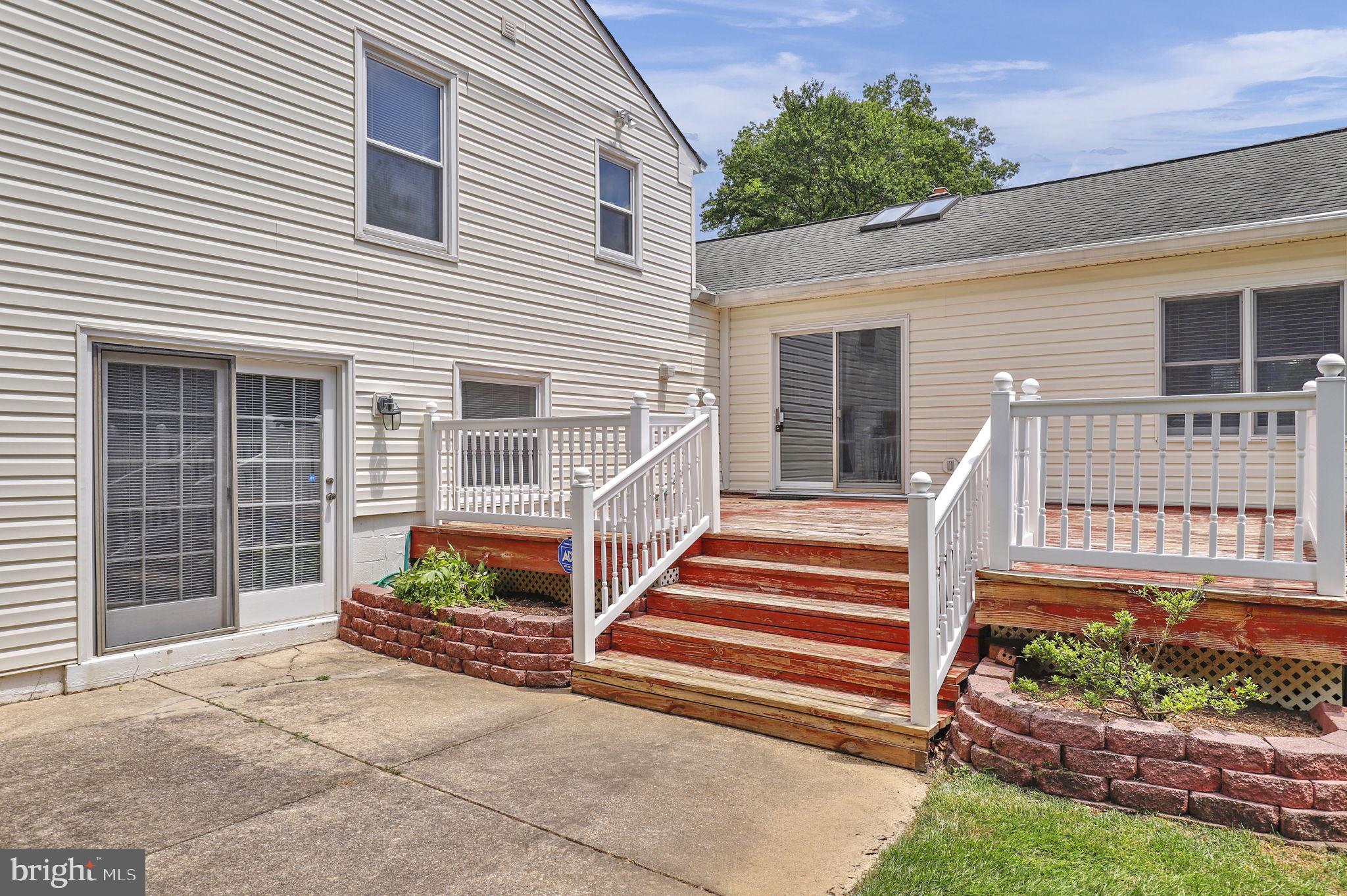 COUNTRYSIDE - Residential