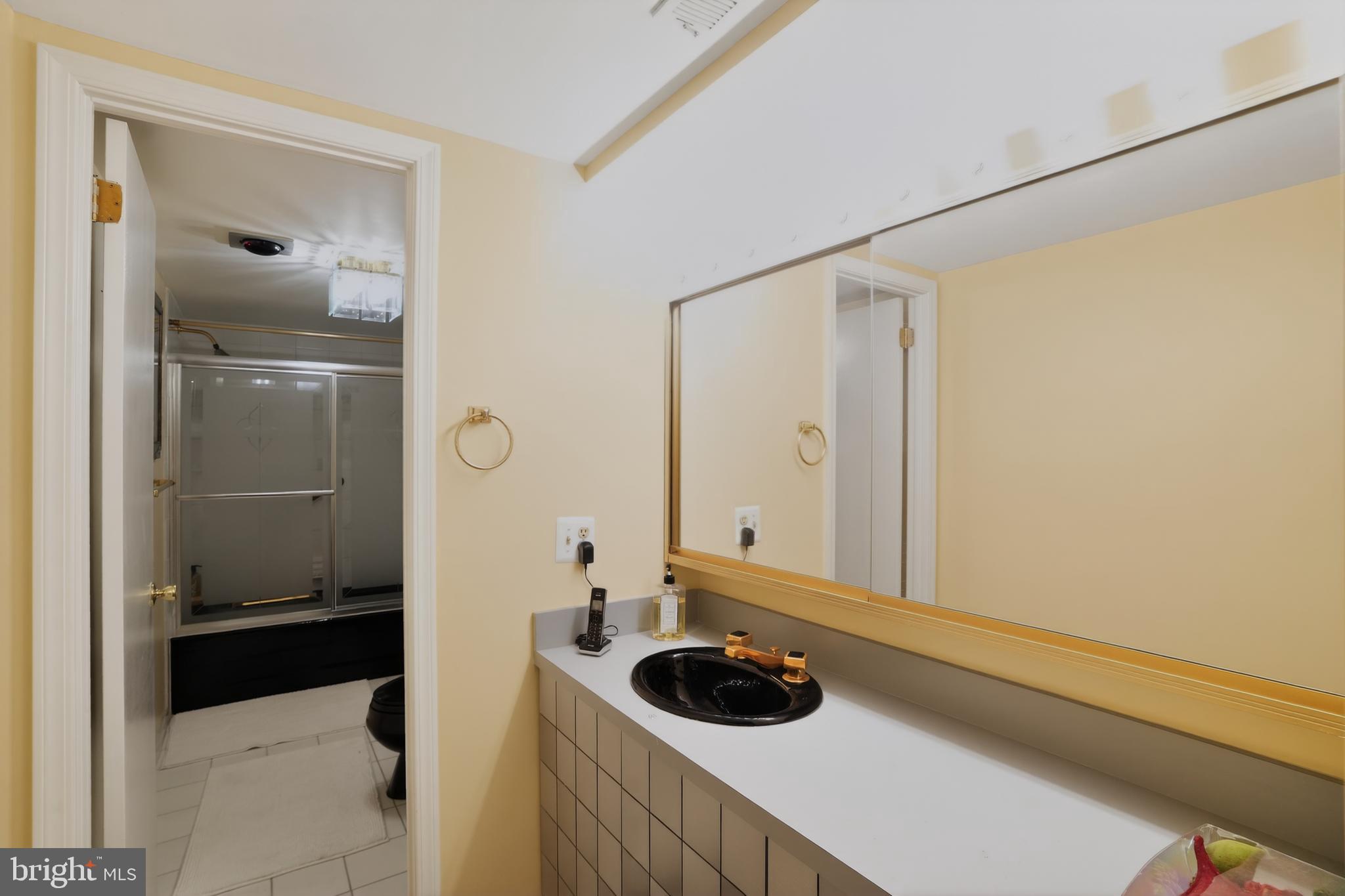 DORAL I - Residential