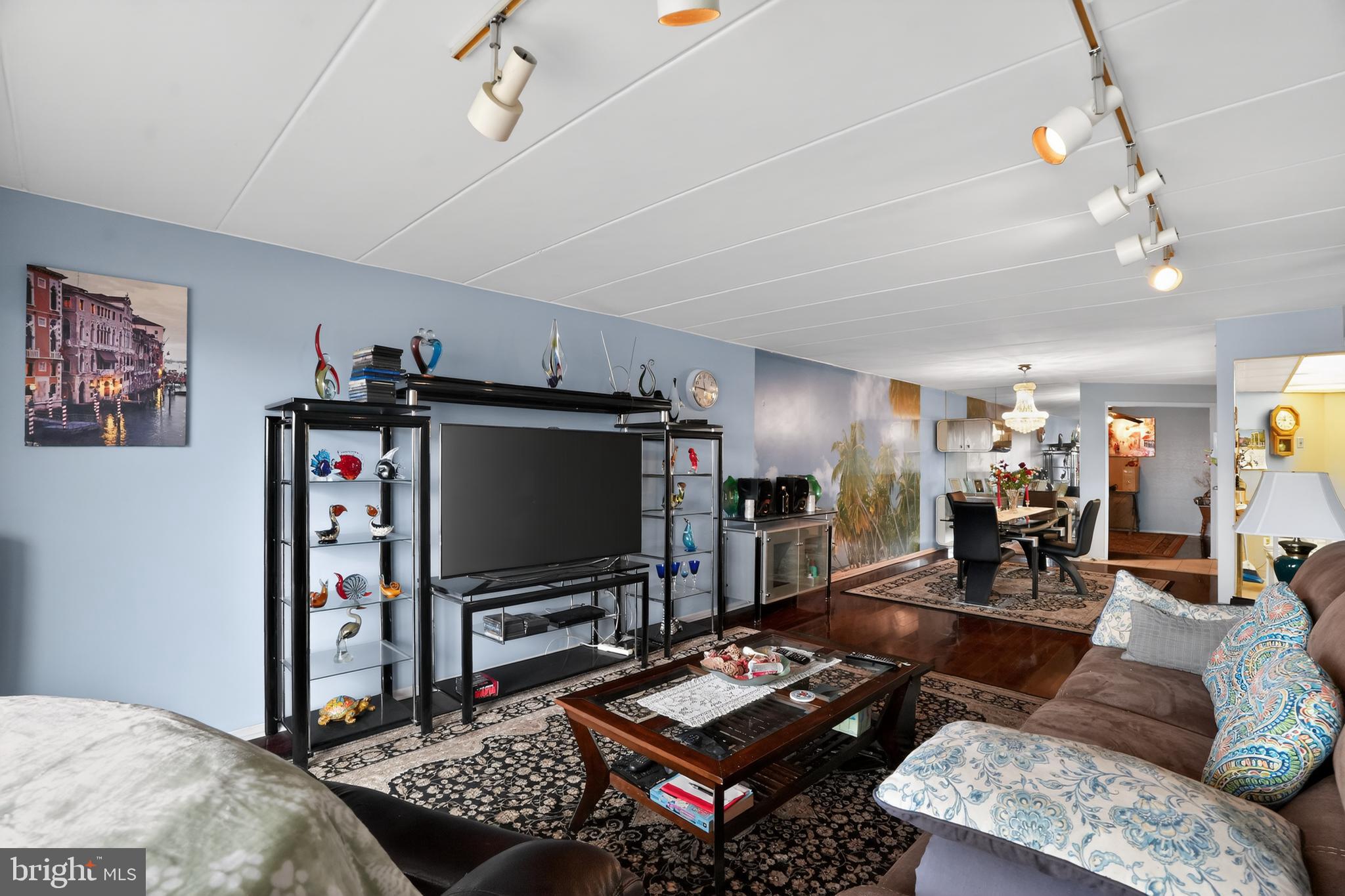 DORAL I - Residential