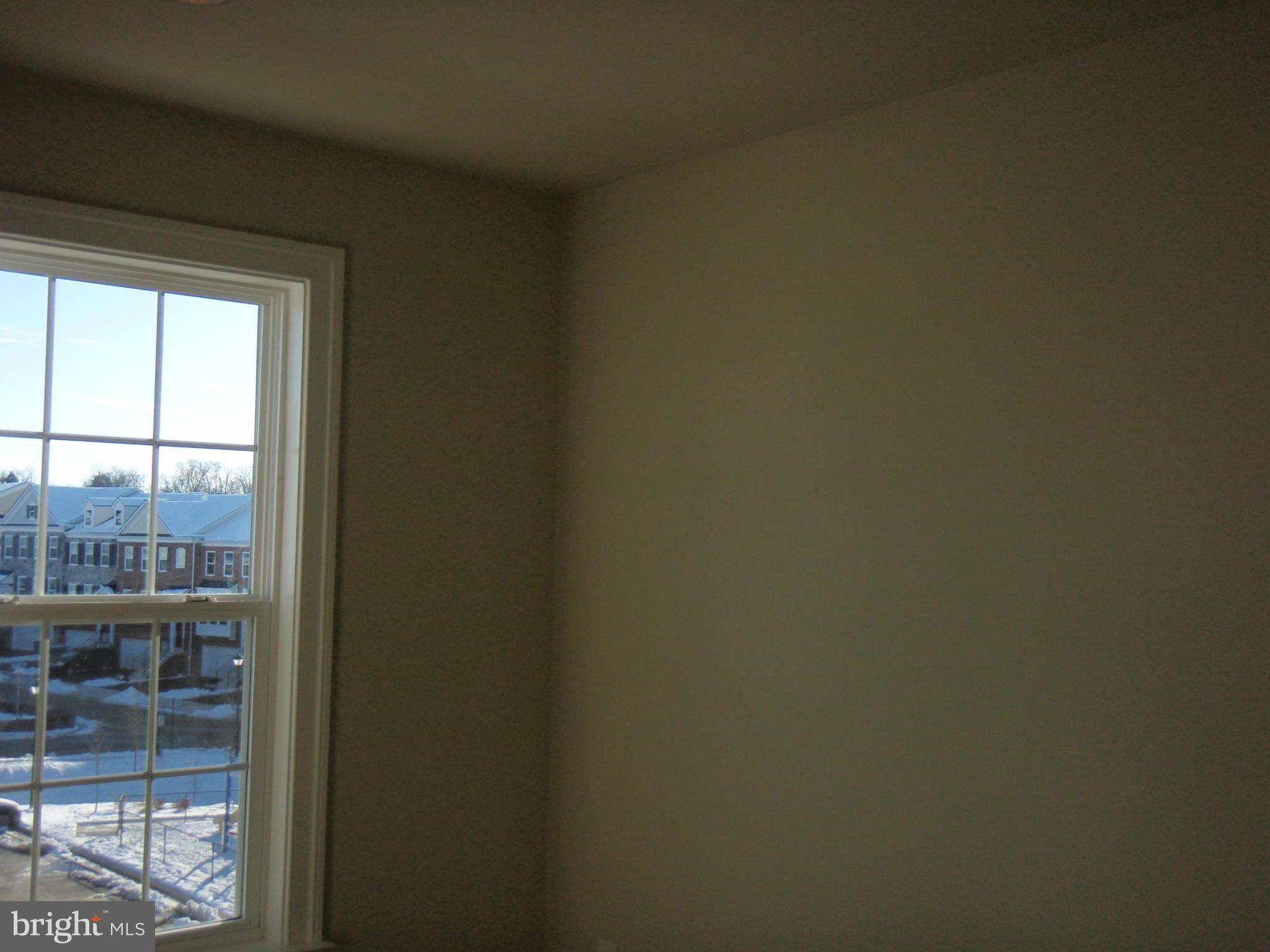 GOOSE CREEK VILLAGE - Residential Lease