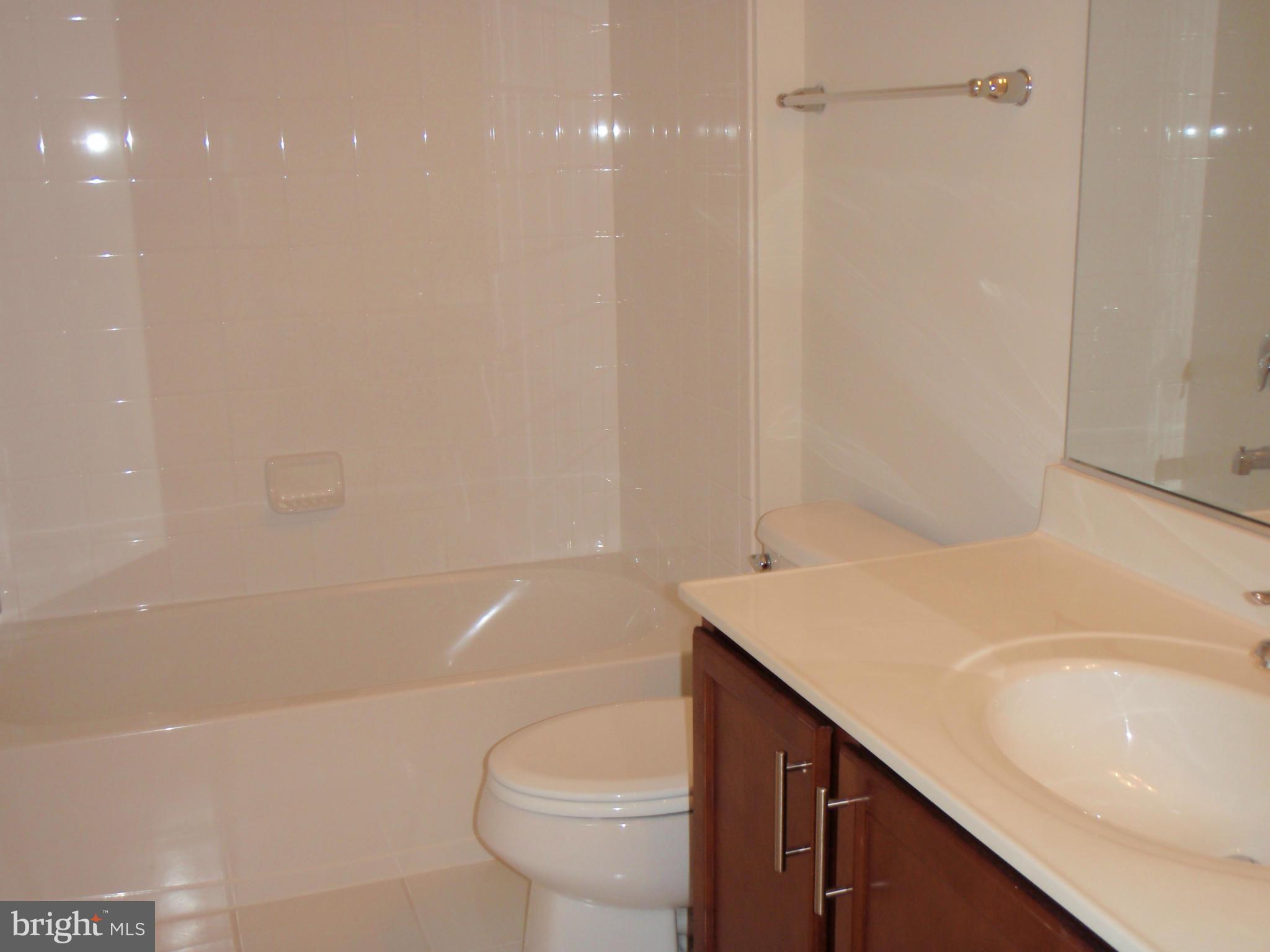 GOOSE CREEK VILLAGE - Residential Lease