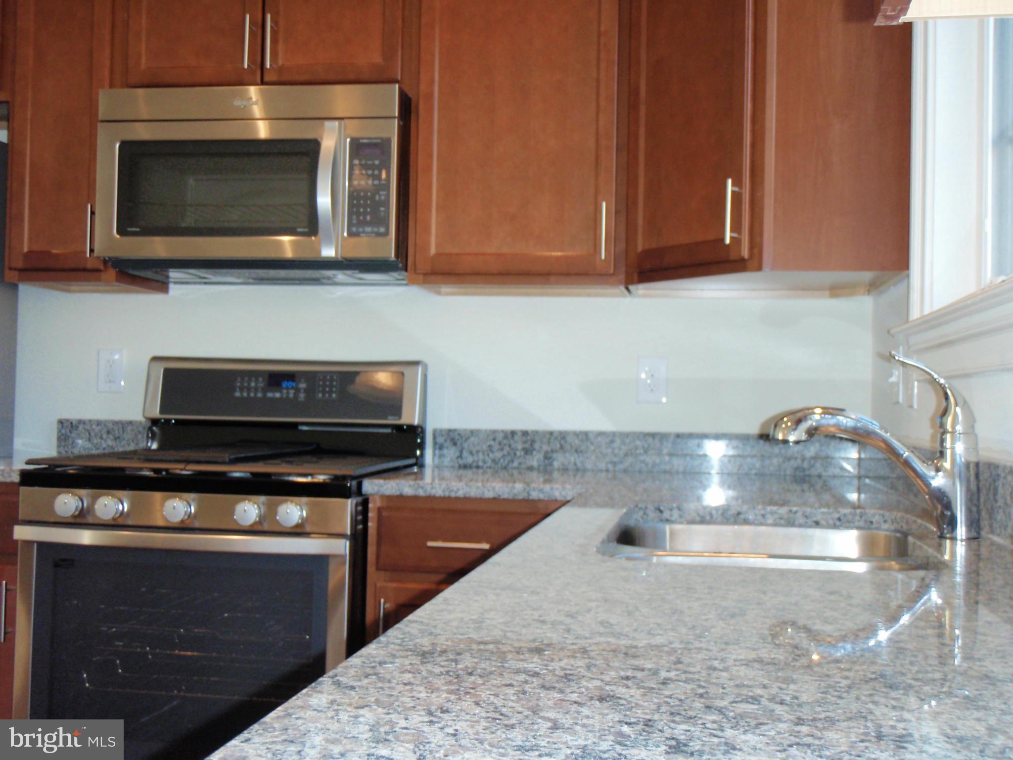 GOOSE CREEK VILLAGE - Residential Lease