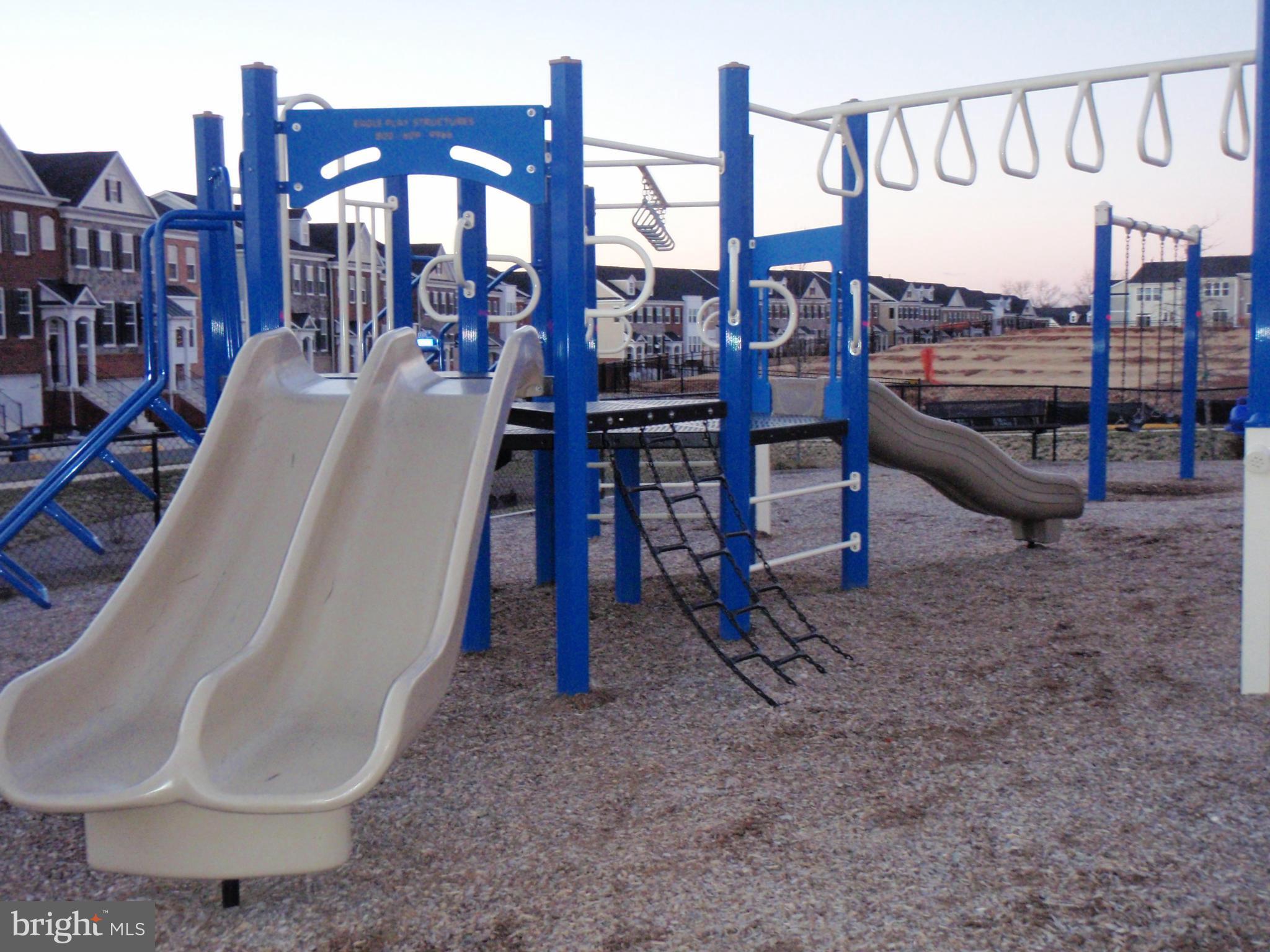 GOOSE CREEK VILLAGE - Residential Lease