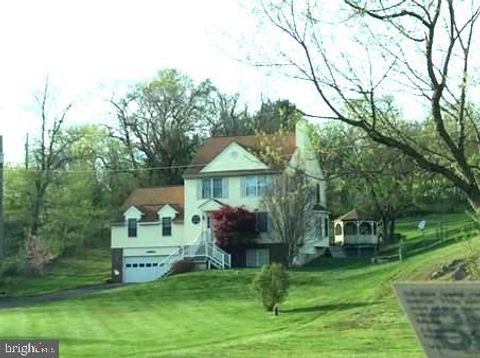 11530 JOHN MARSHALL HWY MARKHAM VA 22643