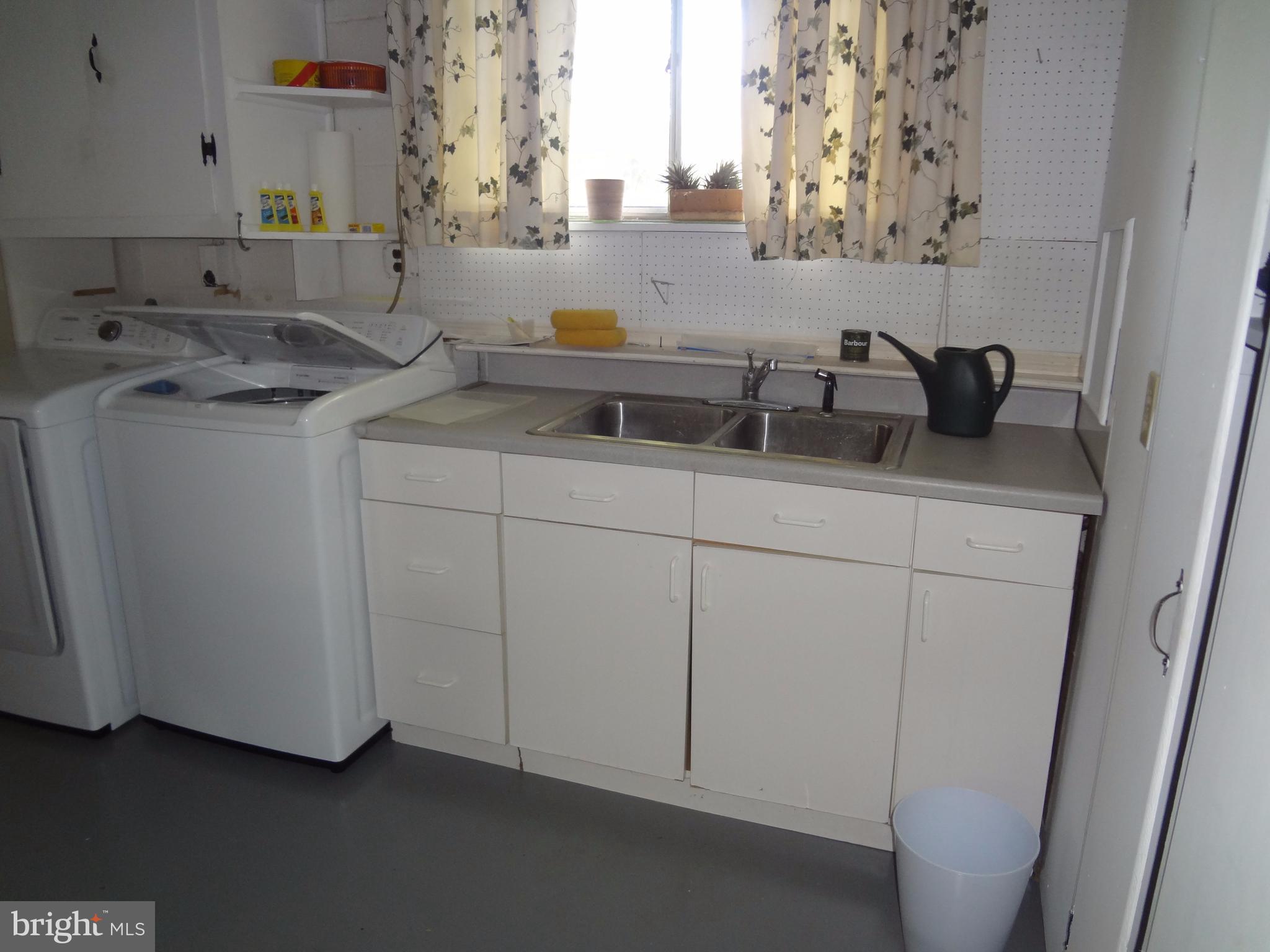 TOR-BRYAN ESTATES - Residential